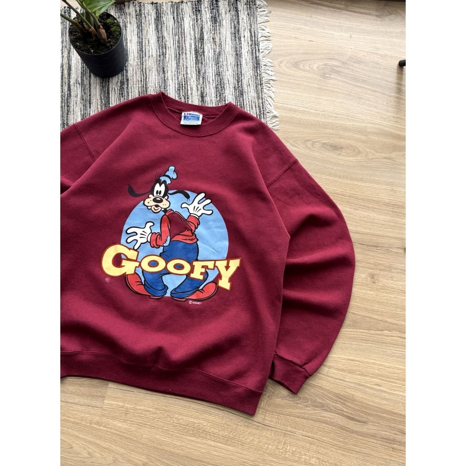 Hanes VINTAGE Disney Goofy Sweatshirt Red Hanes Size M Pullover Mens 90s Cartoon Logo USA City Streetwear Size US M / EU 48-50 / 2 - 3 Thumbnail