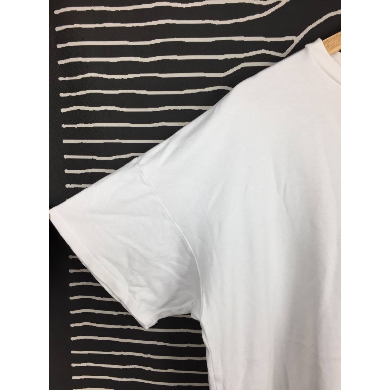 GU × Japanese Brand GU Crew Neck Plain Casual Oversized Shoulder Drop Tee Size US M / EU 48-50 / 2 - 4 Thumbnail
