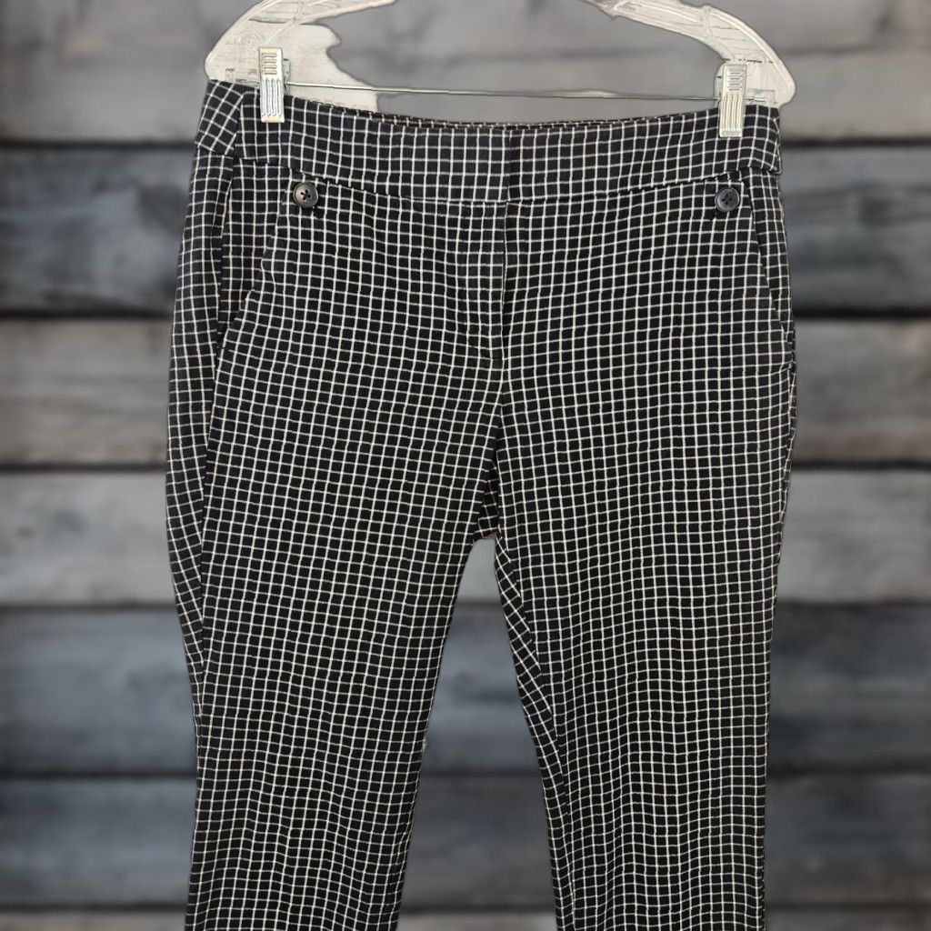 Loft Ann Taylor LOFT Womens Marisa Cropped Pants Sz 8 Black Mid Rise Size 30" / US 8 / IT 44 - 1 Thumbnail
