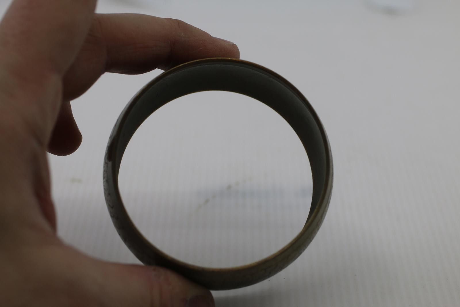 The Unbranded Brand Vintage Brass-Tone Etched Bangle Bracelet – Wide Metal Cuff Size ONE SIZE - 3 Thumbnail