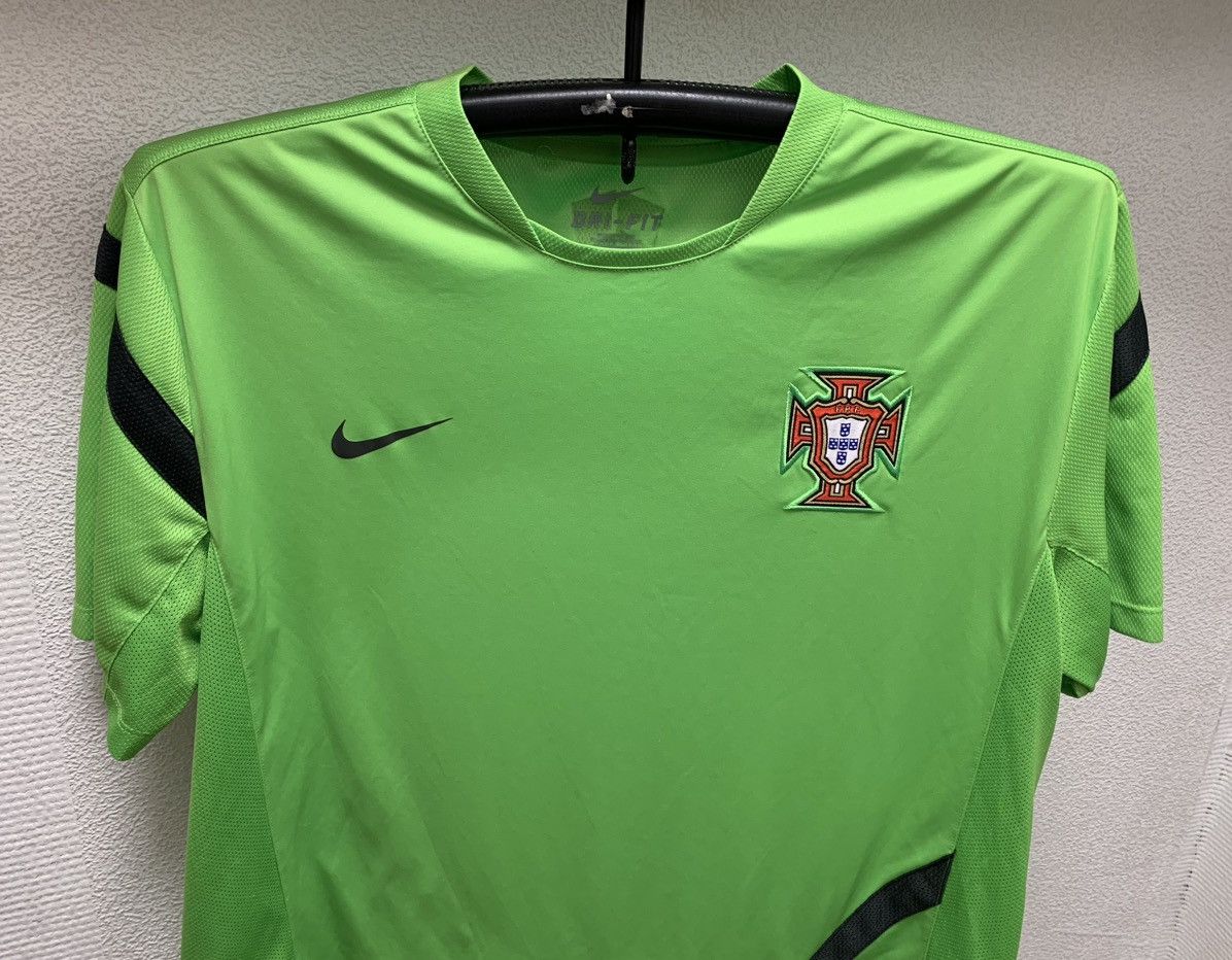 Nike Portugal Nike soccer jersey fifa World Cup Xl size Size US XL / EU 56 / 4 - 2 Thumbnail