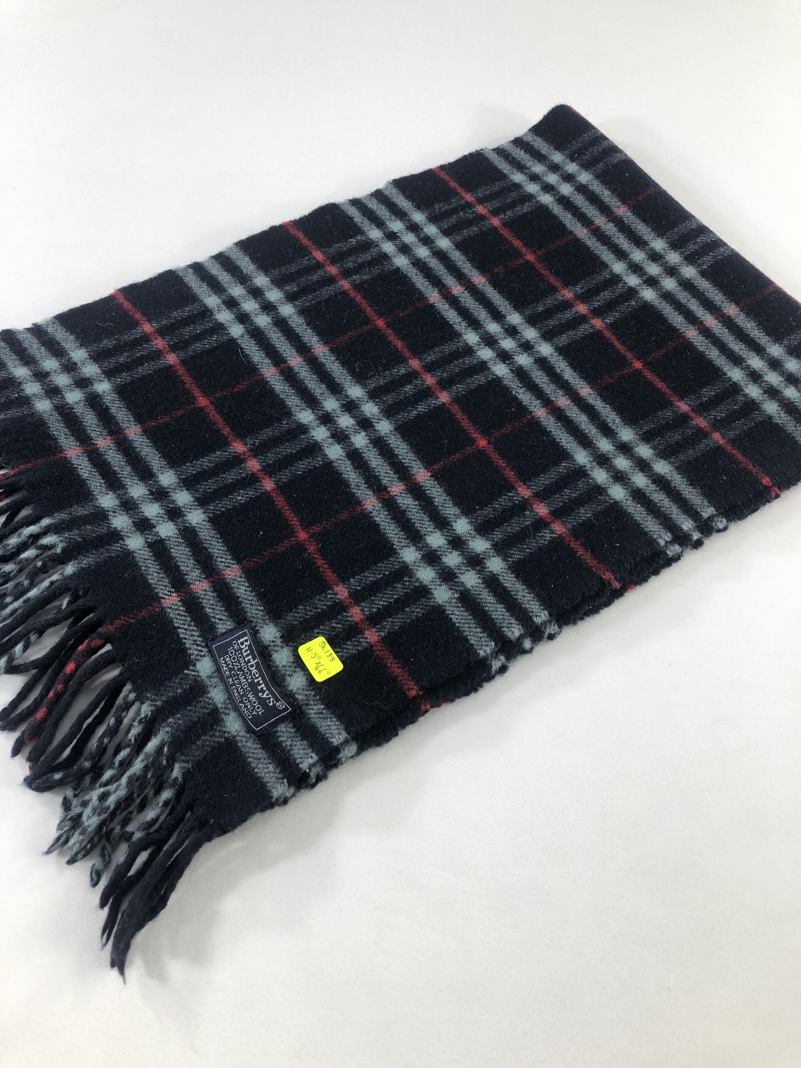 Burberry Burberry NovaCheck Scarf / Muffler / Neckwear Size ONE SIZE - 6 Thumbnail