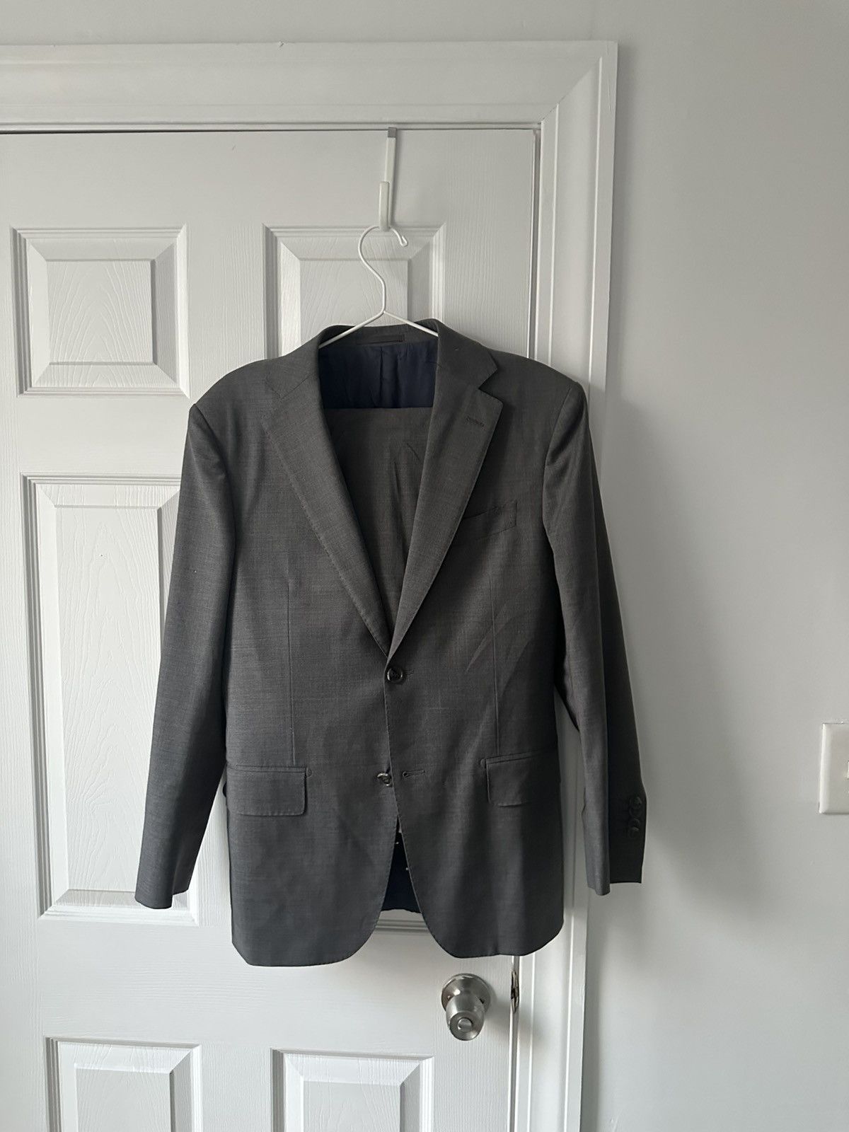Suitsupply Suitsupply Napoli Suit - Charcoal Gray - 36R Size 36R - 1 Thumbnail