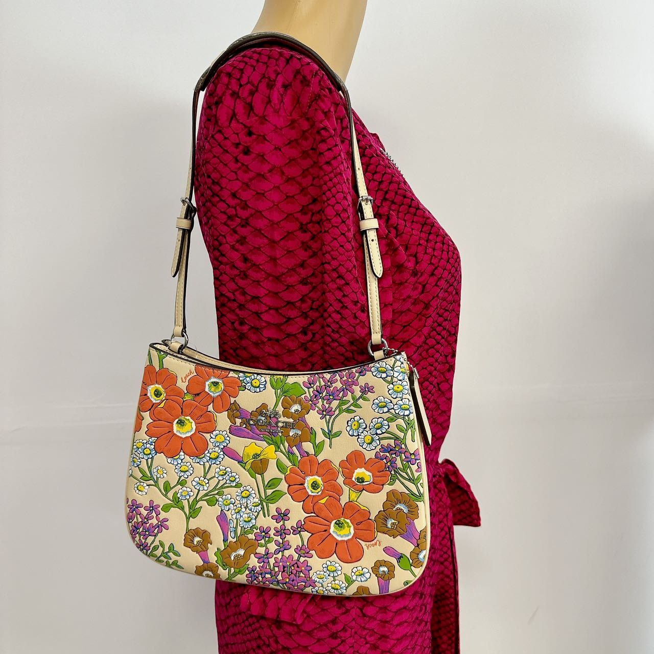 image of Coach Cr162 Penelope Shoulder Bag With Floral Print In Ivory in White, Women's