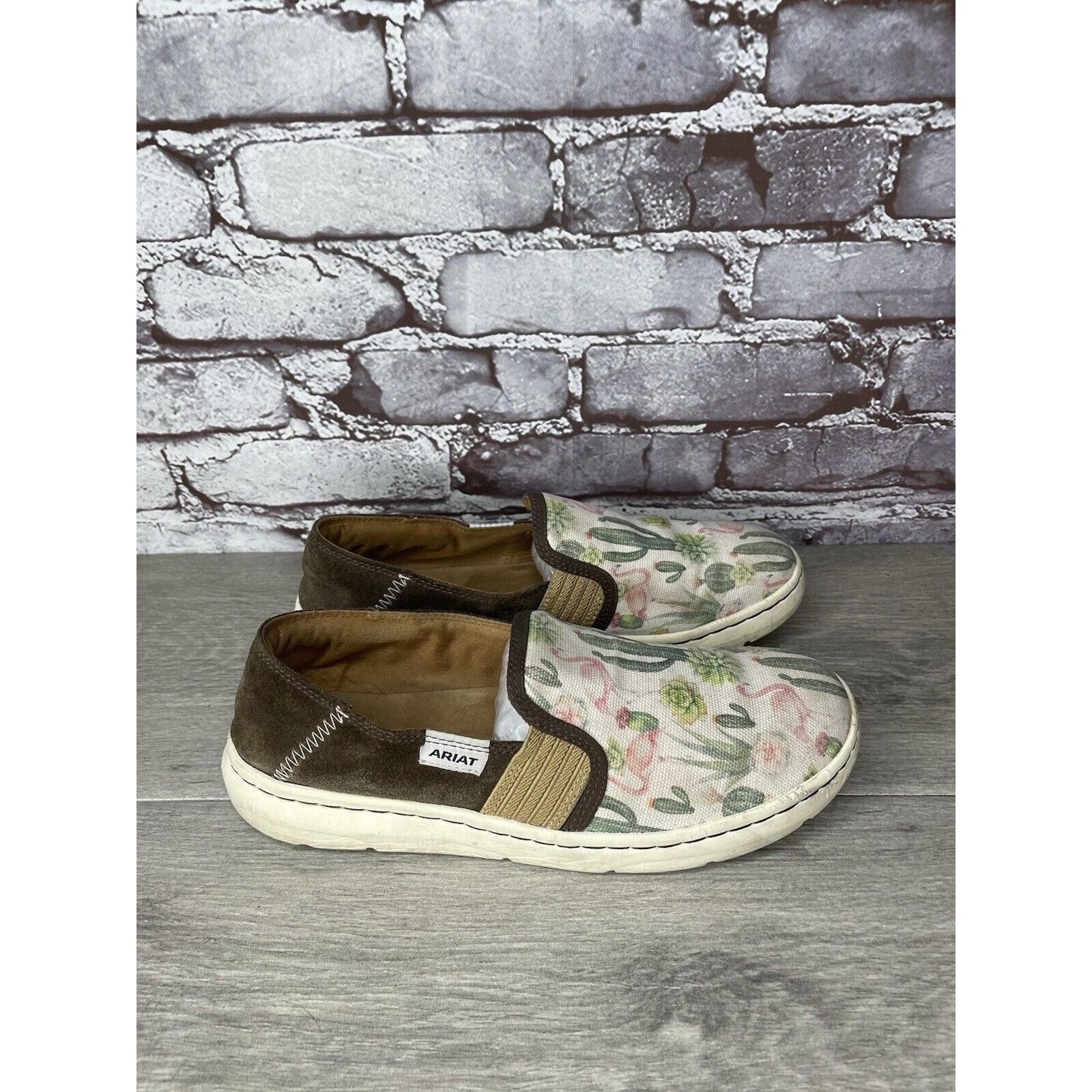 Ariat Ariat Ryden Cactus Flamingo Print Slip On Casual Shoes Wome Size US 8.5 / IT 38.5 - 10 Thumbnail