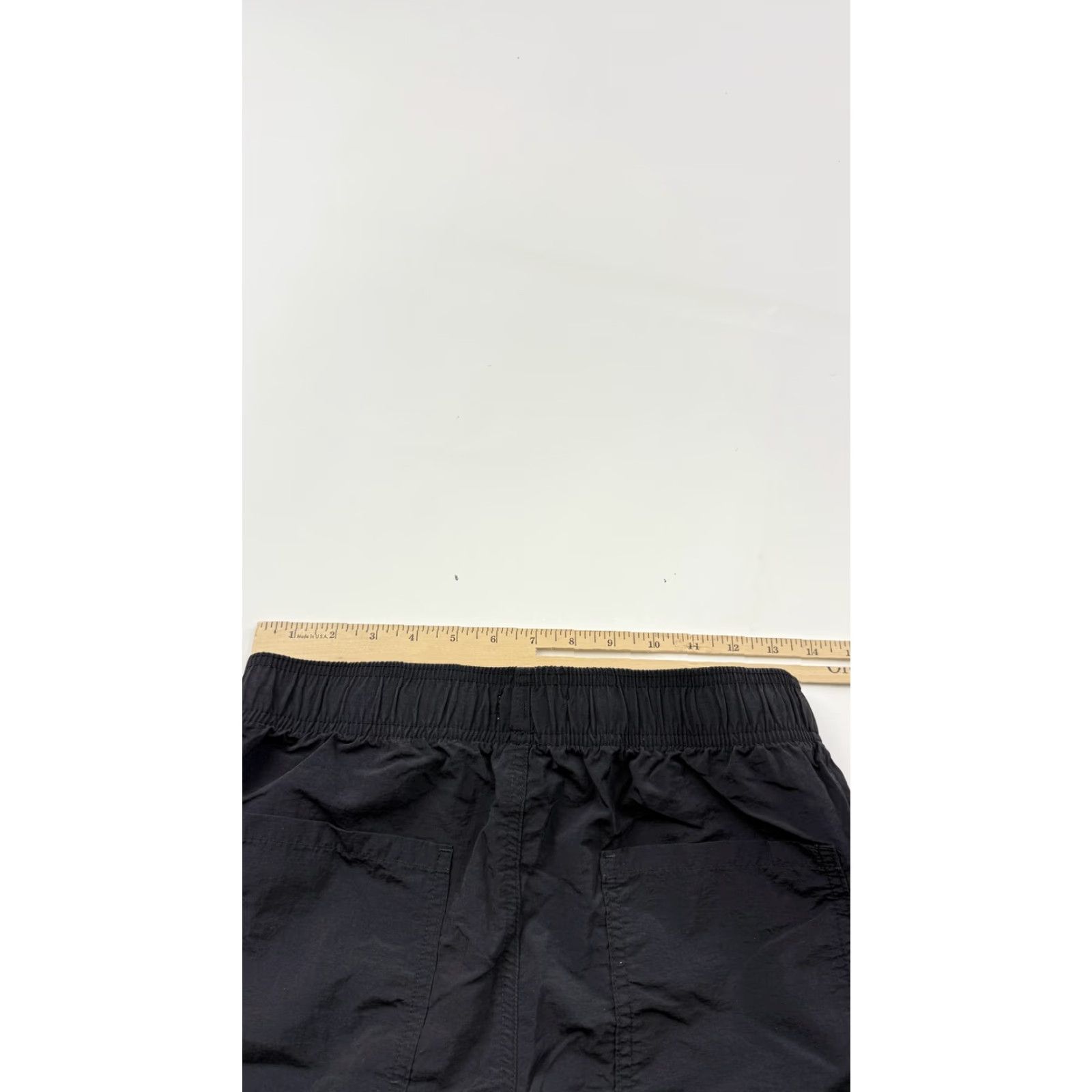 Vintage BP Shorts Mens Small Black Nylon Elastic Waist Drawstring Casual Pockets Bermuda Shorts Mens Black Nylon Casual Pockets Knit? Size US 29 - 6 Thumbnail