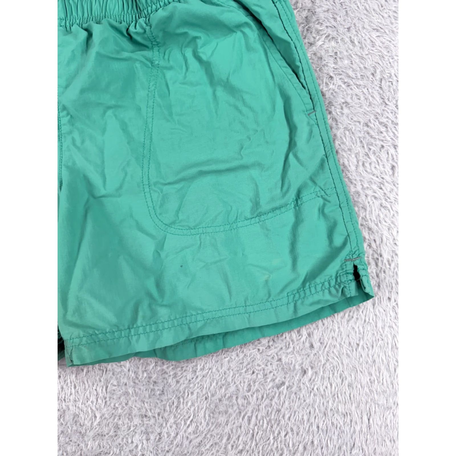 Altea VINTAGE Columbia Shorts Women Small Nylon Hiking Camping Fishing Kayak Activewear Casual Travel Elastic Waist Green 90s Girls Size 28" / US 6 / IT 42 - 2 Thumbnail