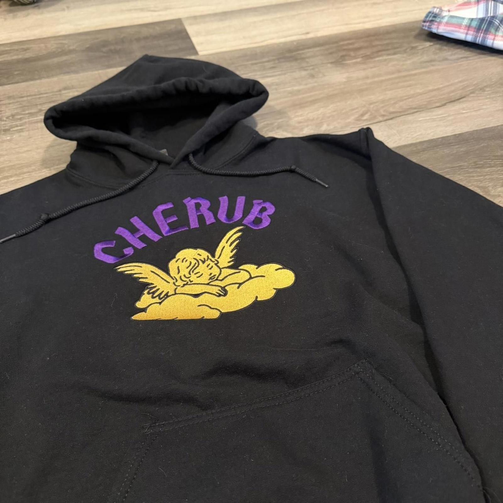 Gildan cherub embroidered hoodie cute religion religious M Size US M / EU 48-50 / 2 - 1 Thumbnail