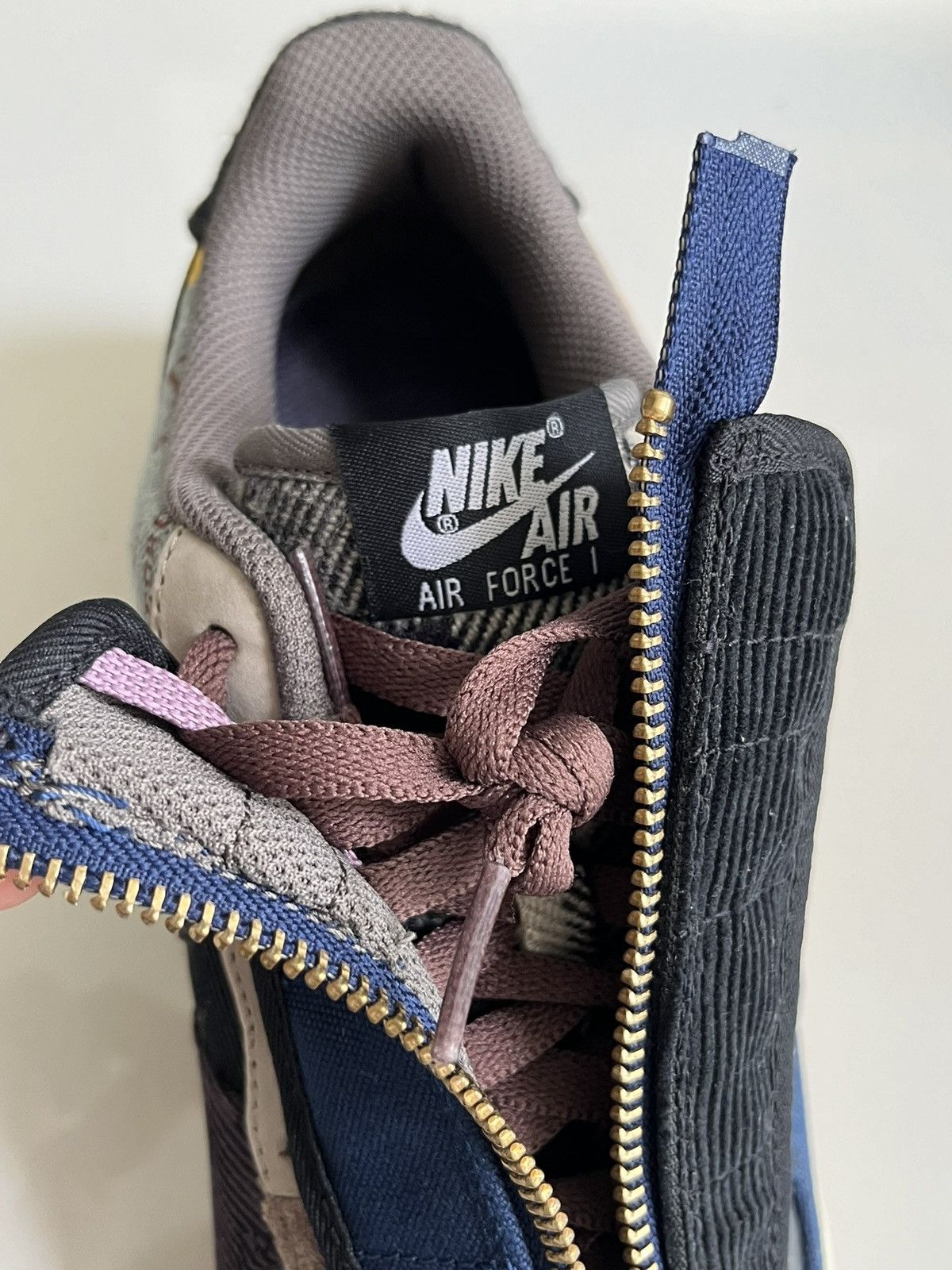 Nike × Travis Scott Nike Air Force 1 Low Travis Scott Cactus Jack Size US 8 / EU 41 - 10 Thumbnail