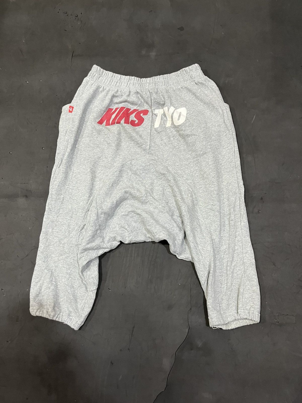 Beauty Beast × Hysteric Glamour × KIKS TYO Kikstyo archive sweat pants Size US 30 / EU 46 - 1 Thumbnail