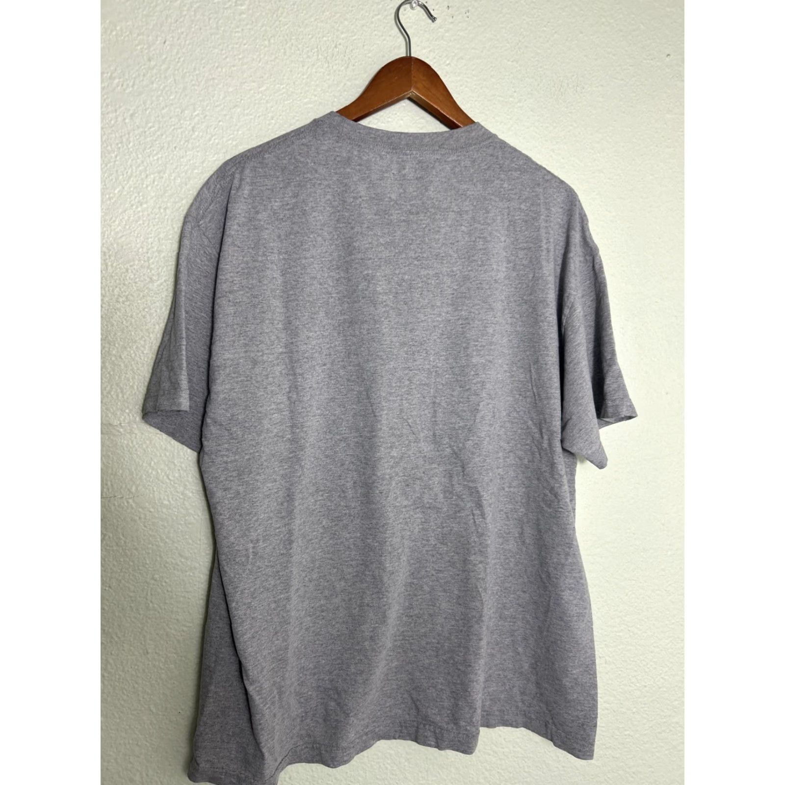 Vintage VINTAGE Sacramento Vs Everybody Mens XL Short Sleeve T Shirt Pullover Gray Size US XL / EU 56 / 4 - 7 Thumbnail