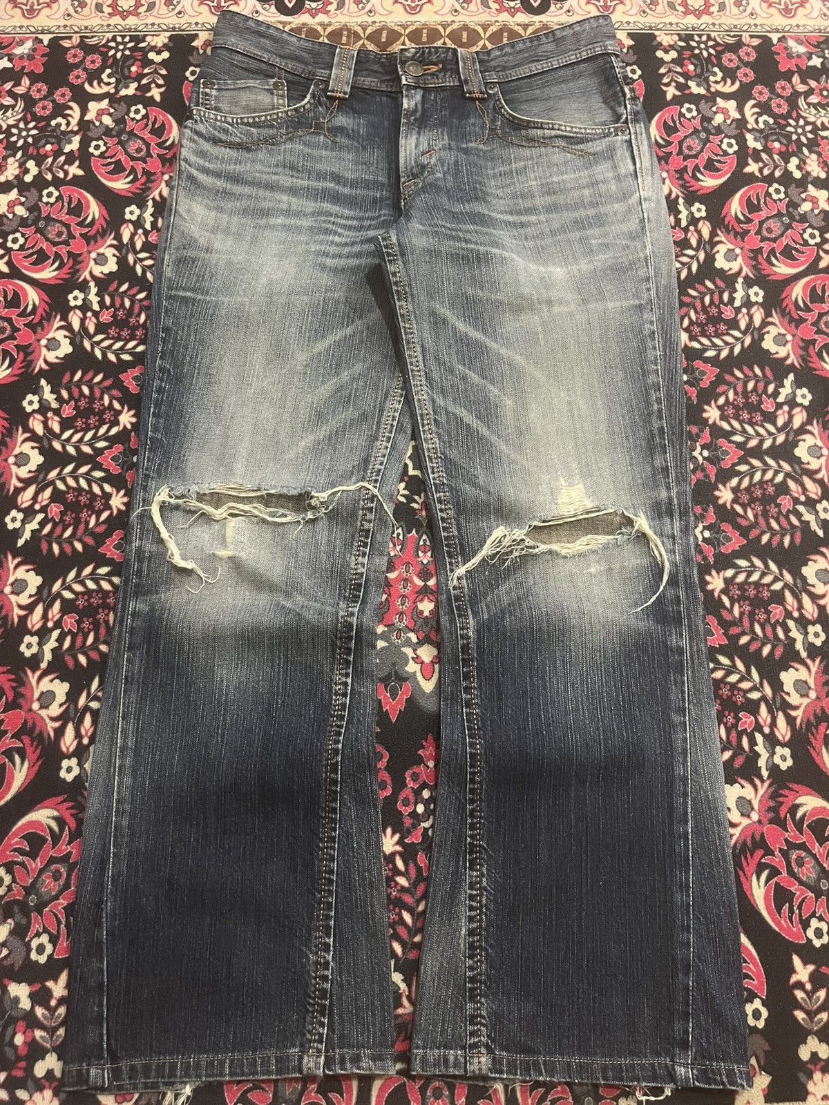 Edwin Vintage Edwin 431 XVS Dark Blue Washed Ripped Flare Jeans Size US 30 / EU 46 - 1 Thumbnail