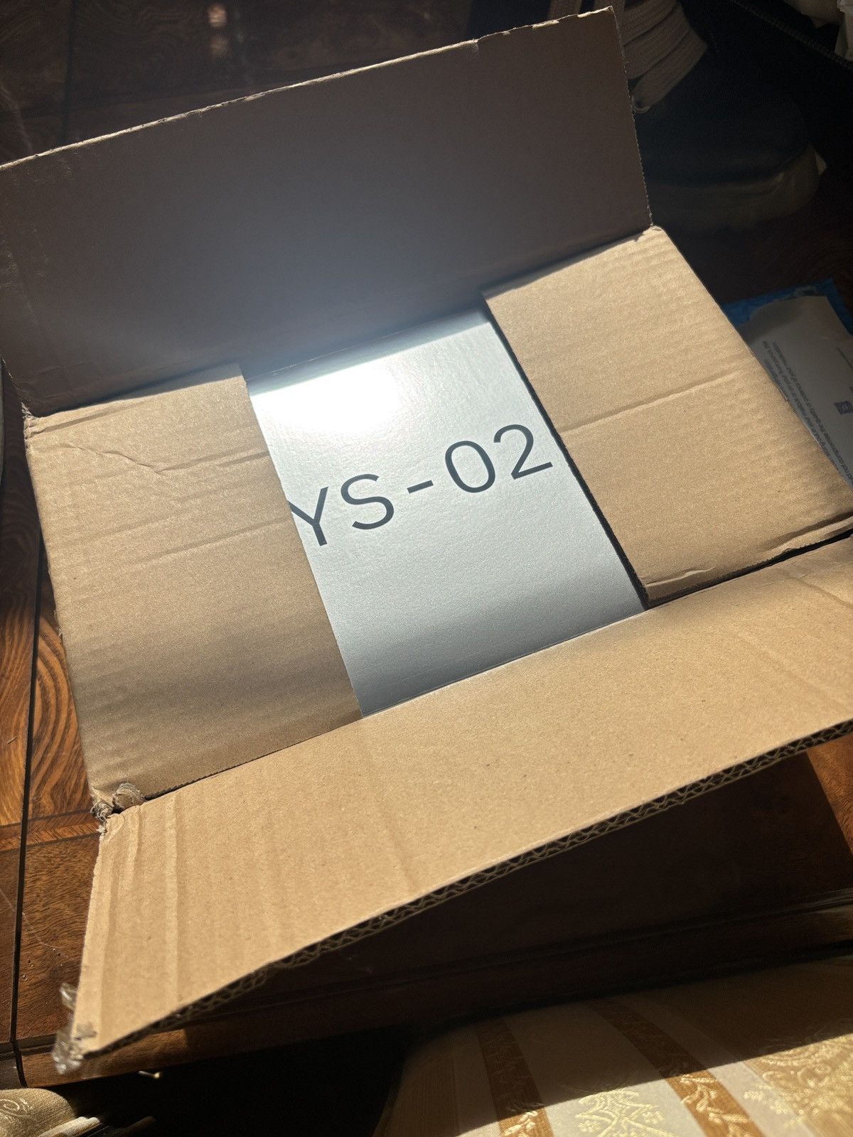 Yeezy Ys-02 s9 SHIPSAMEDAY Size US 9 / EU 42 - 2 Thumbnail