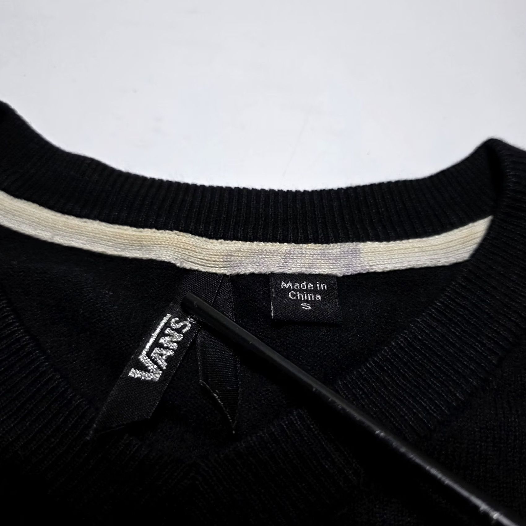Vans VANS Sweatshirt V-Neck Women’s Pullover Black Size S Regular Knit Pullover Activewear Skateboarding Logo Bohemian Classic Size S / US 4 / IT 40 - 3 Thumbnail