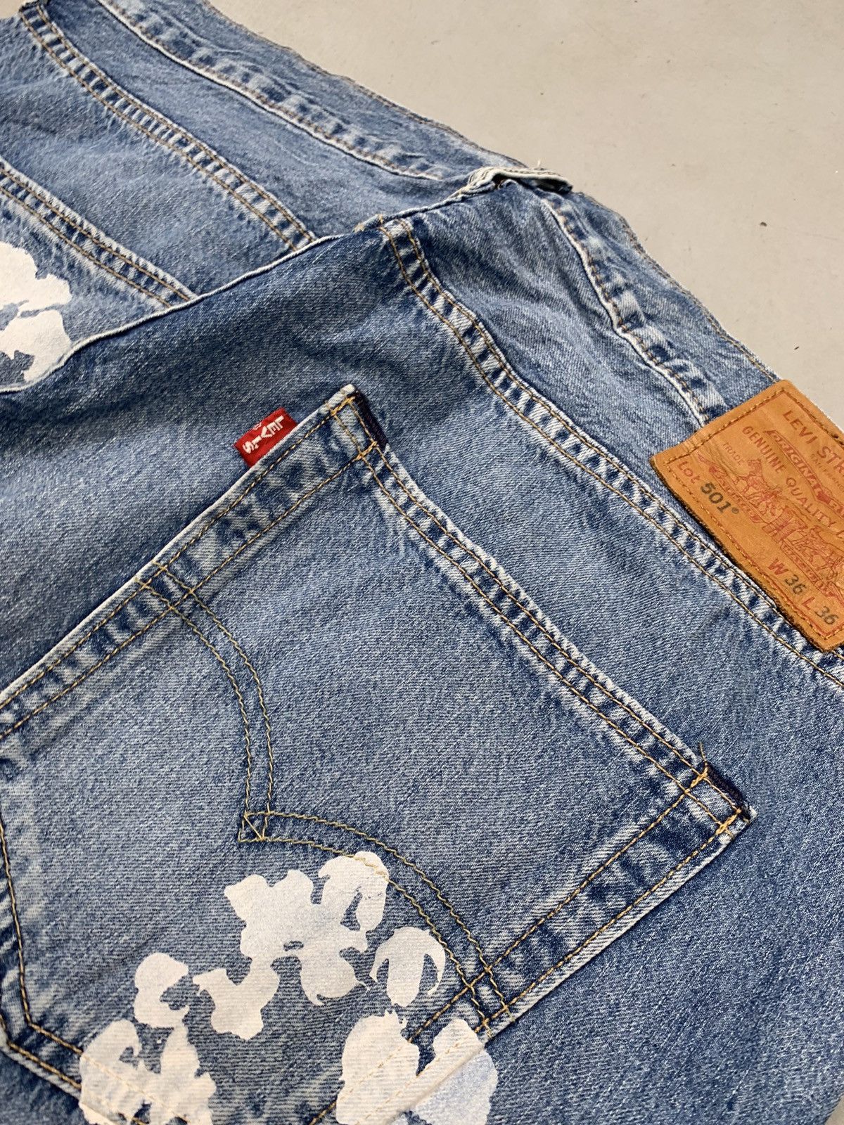 Levi's Vintage Levi’s printed denim Size US 36 / EU 52 - 4 Thumbnail