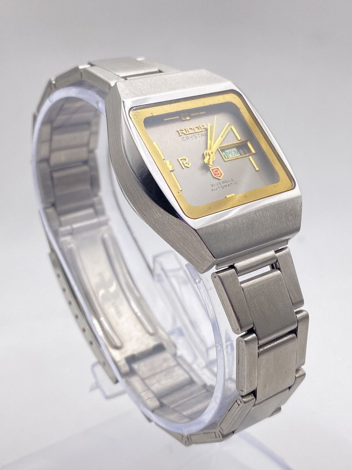 Vintage Ricoh Automatic Vintage Men’s Watch – Gray Dial – 34mm Size 34 - 3 Thumbnail