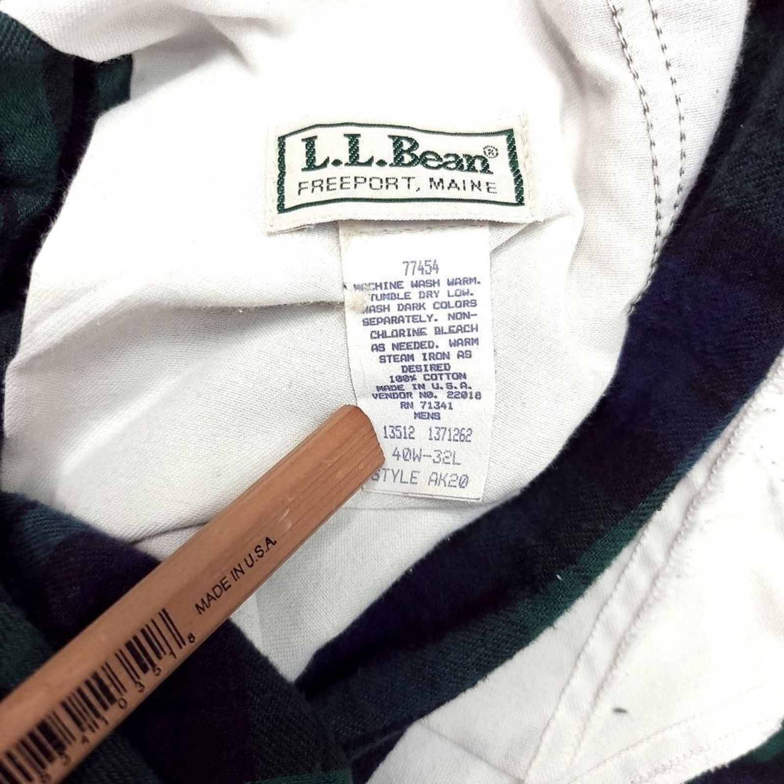 L.L. Bean Vintage LL Bean Flannel Lined Pants Mens 40x30 Olive Size US 40 / EU 56 - 4 Thumbnail