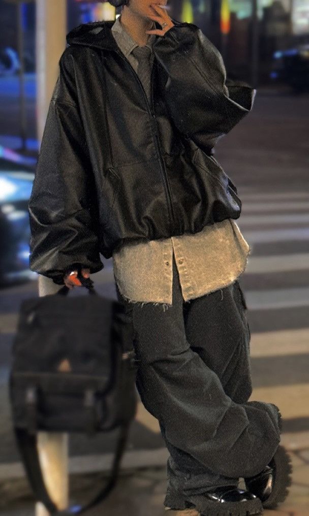 Japanese Brand × Vintage Avant garde oversized chunky pu leather hooded zip jacket Size US XL / EU 56 / 4 - 3 Thumbnail