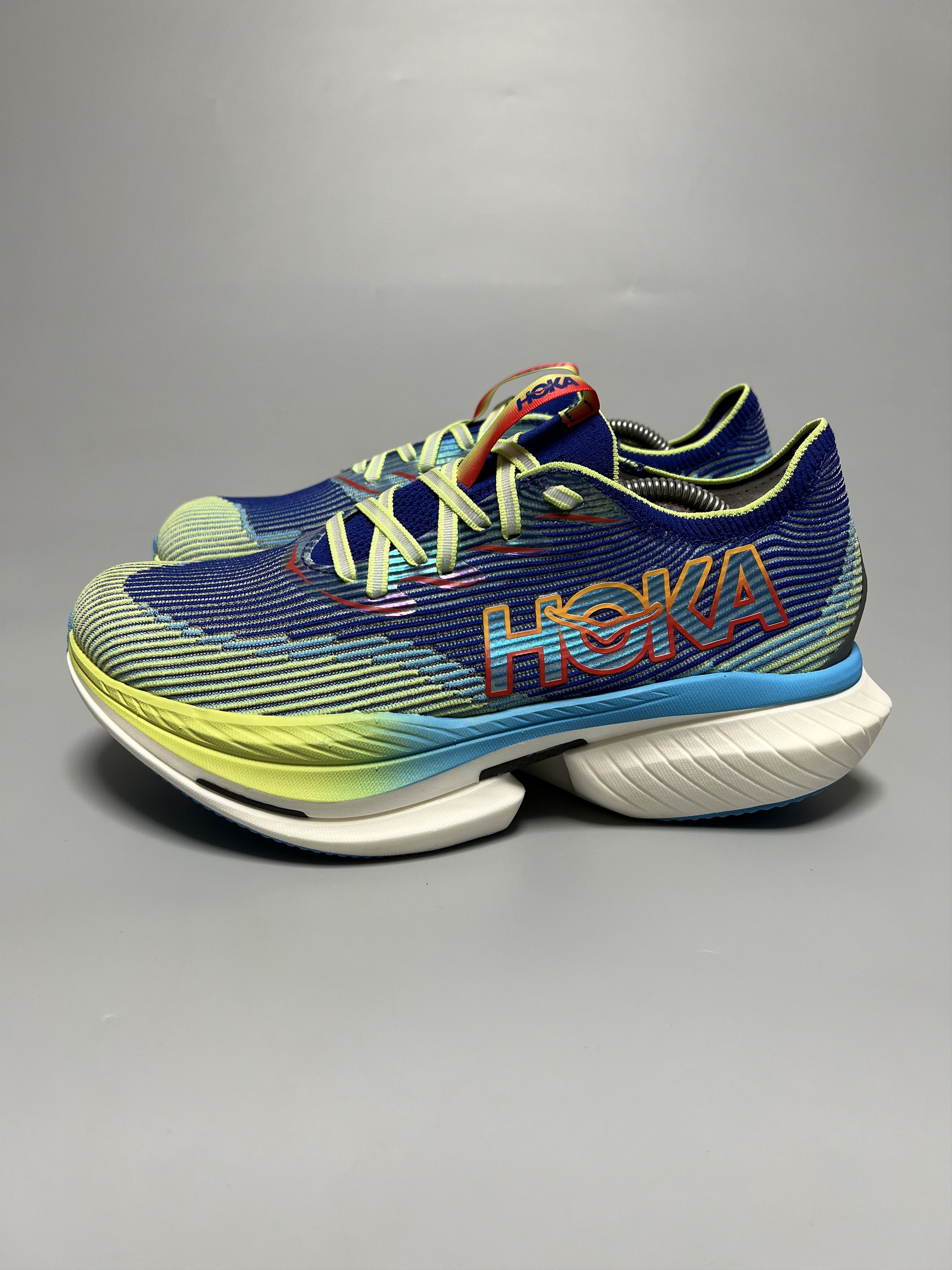 Hoka Hoka One One Cielo X1 Running Shoes 1147910-ENN Size US 9.5 / EU 42-43 - 1 Thumbnail