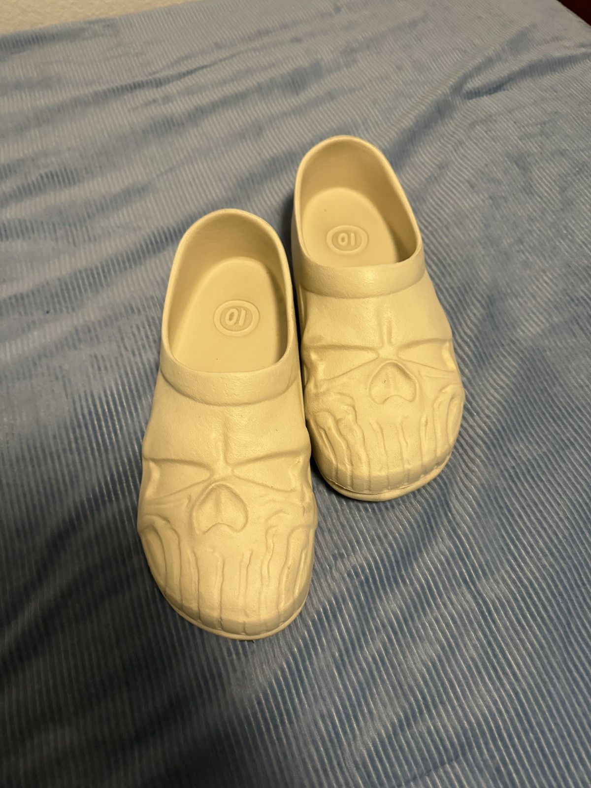 Warren Lotas Warren Lotas Obligatory Skull Slides 13 | Grailed display picture 3