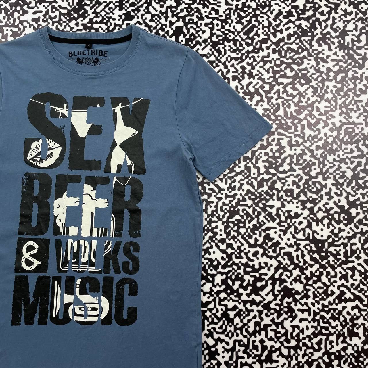 Vintage Vintage Y2K Humor Sex Beer Volks Music Art 90s Style T-shirt Size US S / EU 44-46 / 1 - 5 Thumbnail