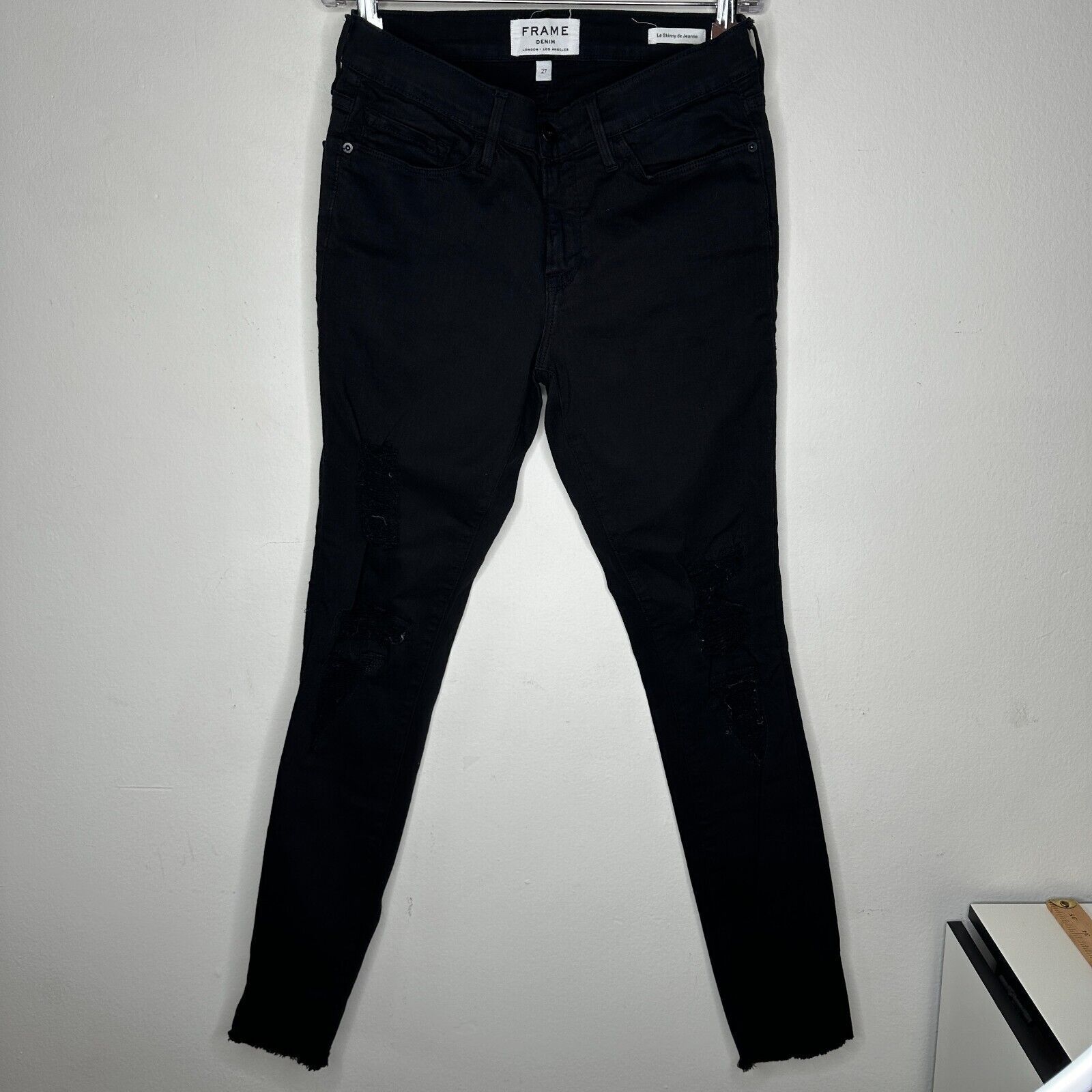 Frame Frame Black Denim Le Skinny de Jeanne Distressed Jean Raw 27 Size 27" / US 4 / IT 40 - 1 Thumbnail