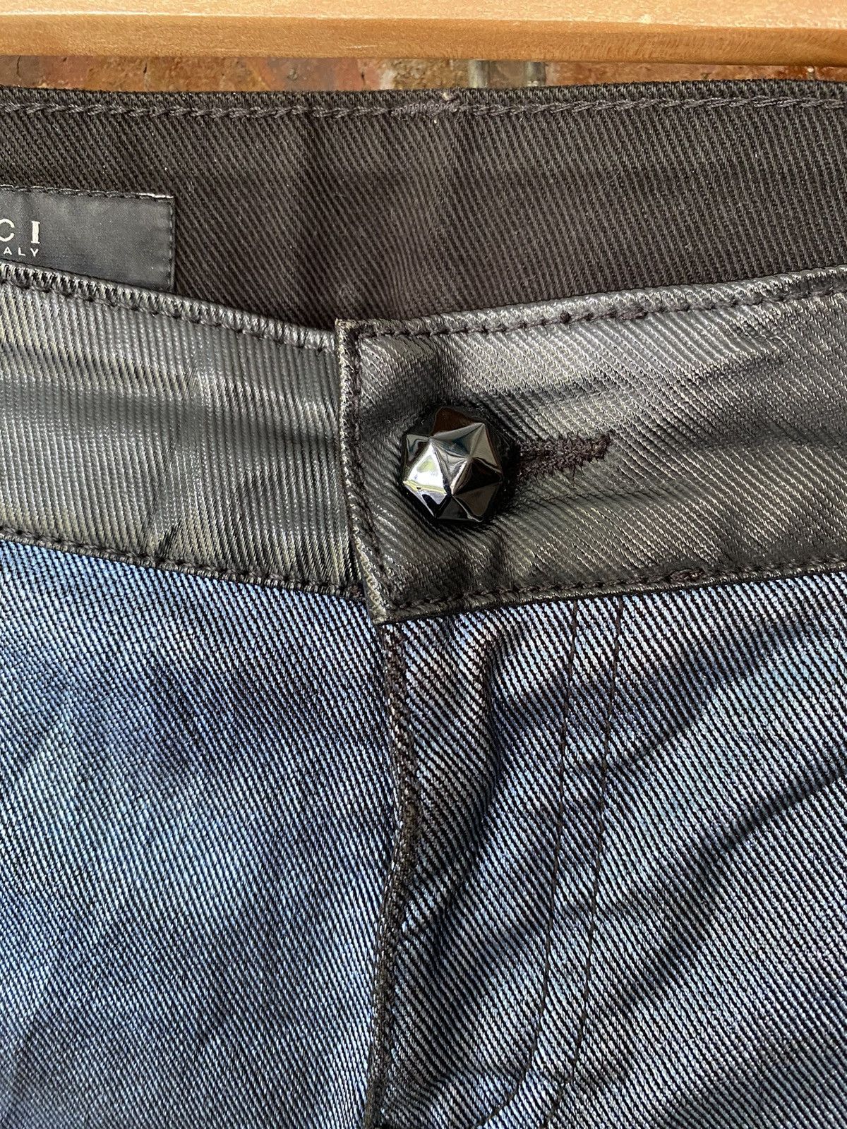 Gucci SS06 Gucci Wax Coated pants Size 28" / US 6 / IT 42 - 9 Thumbnail