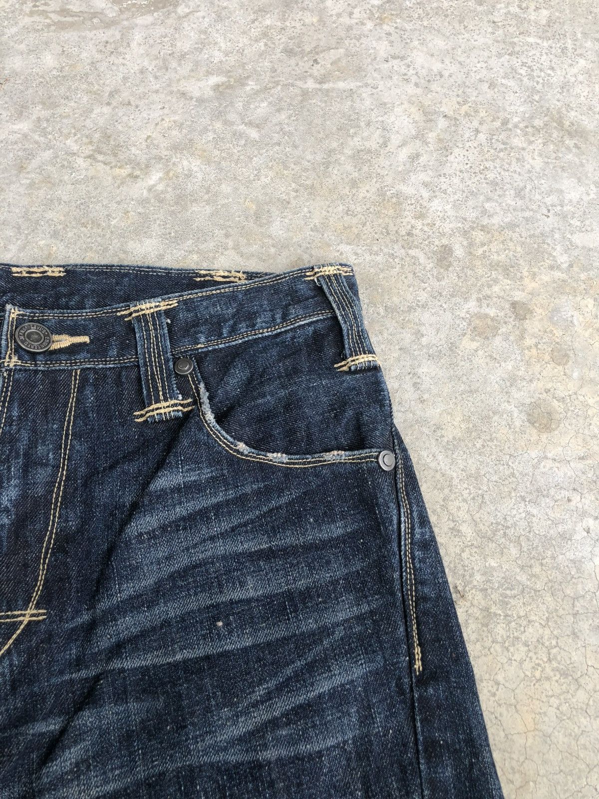 Levi's Flared Levis Engineered Bootcut Distressed Denim Size US 30 / EU 46 - 15 Thumbnail