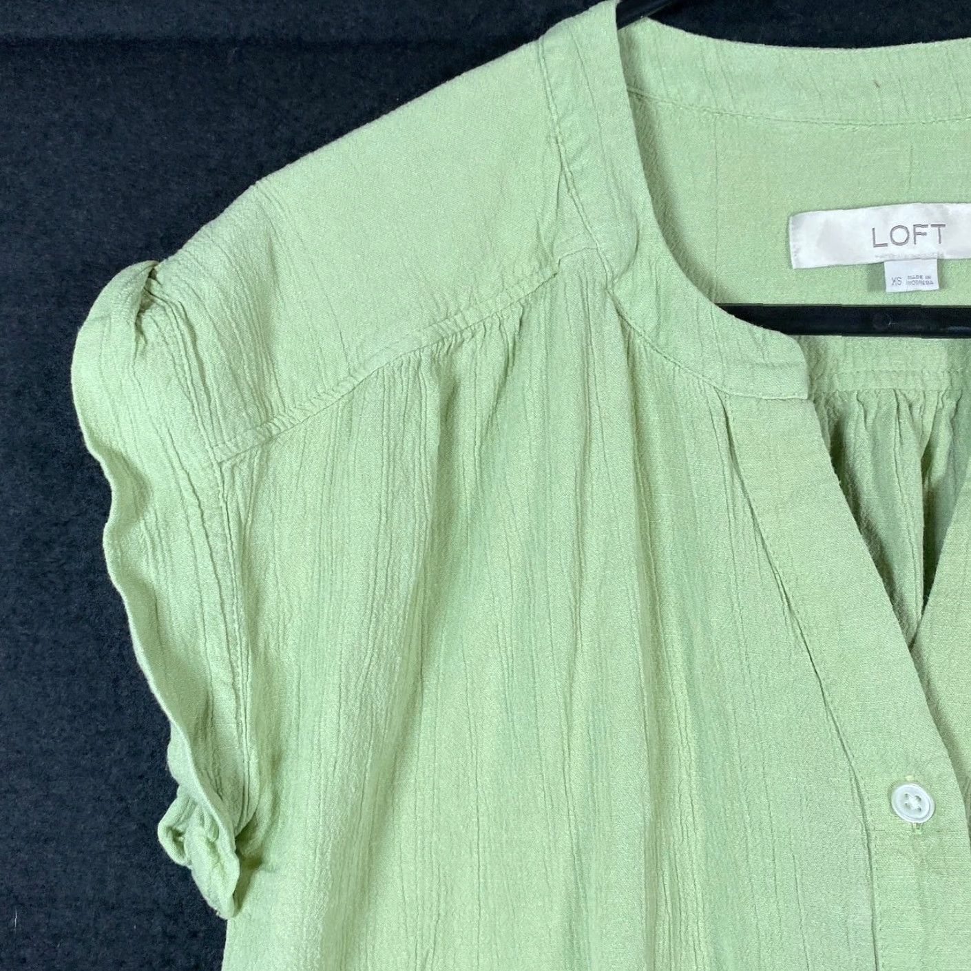 Loft LOFT Womens Blouse Green Cap Sleeve Button Down VNeck Linen Blend Stretch XS Size XS / US 0-2 / IT 36-38 - 3 Thumbnail