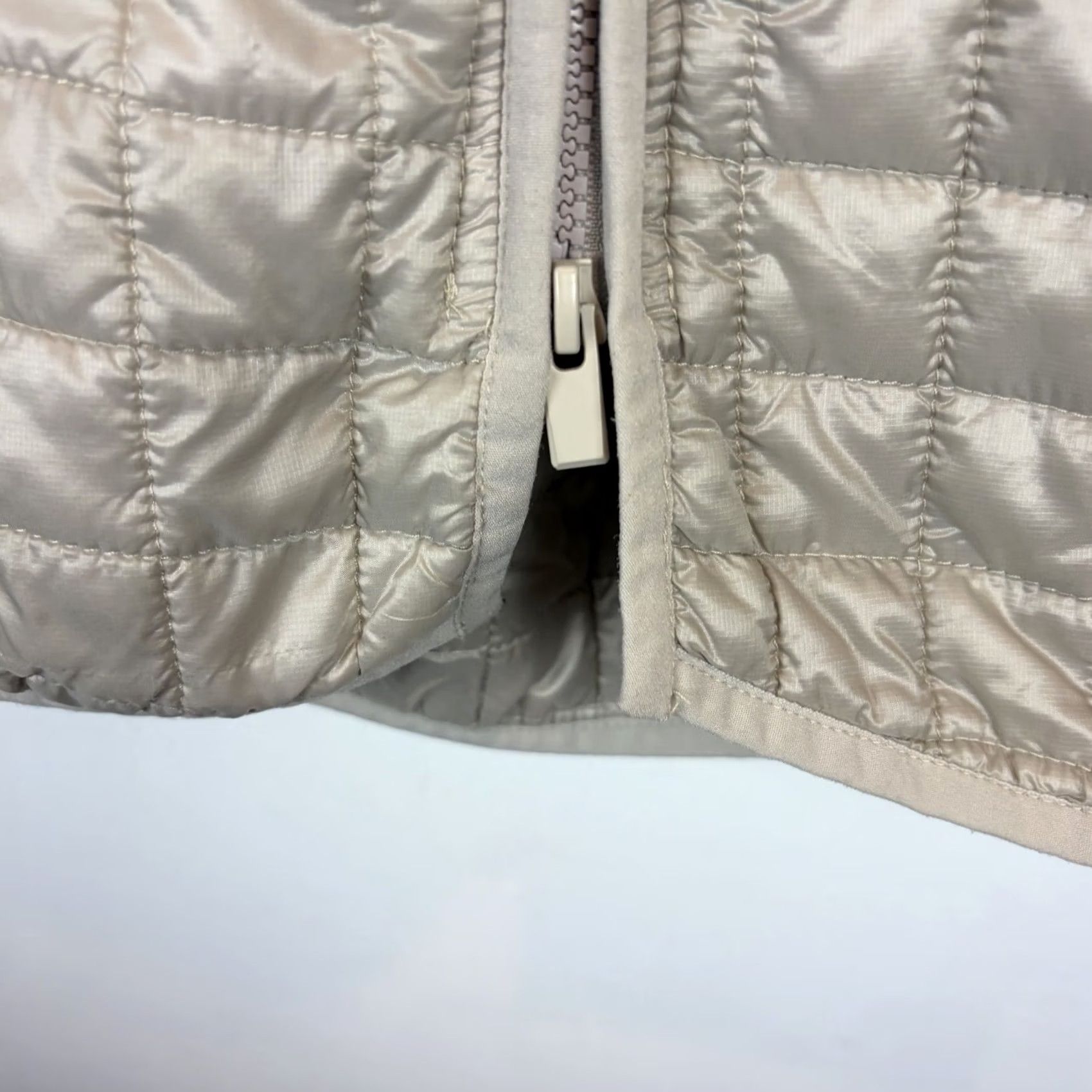 Vintage Elliot Lauren Quilted Coat Womens L Jacket Beige Medium-Length Zip Long Sleeve Pocket Collared Size L / US 10 / IT 46 - 6 Thumbnail