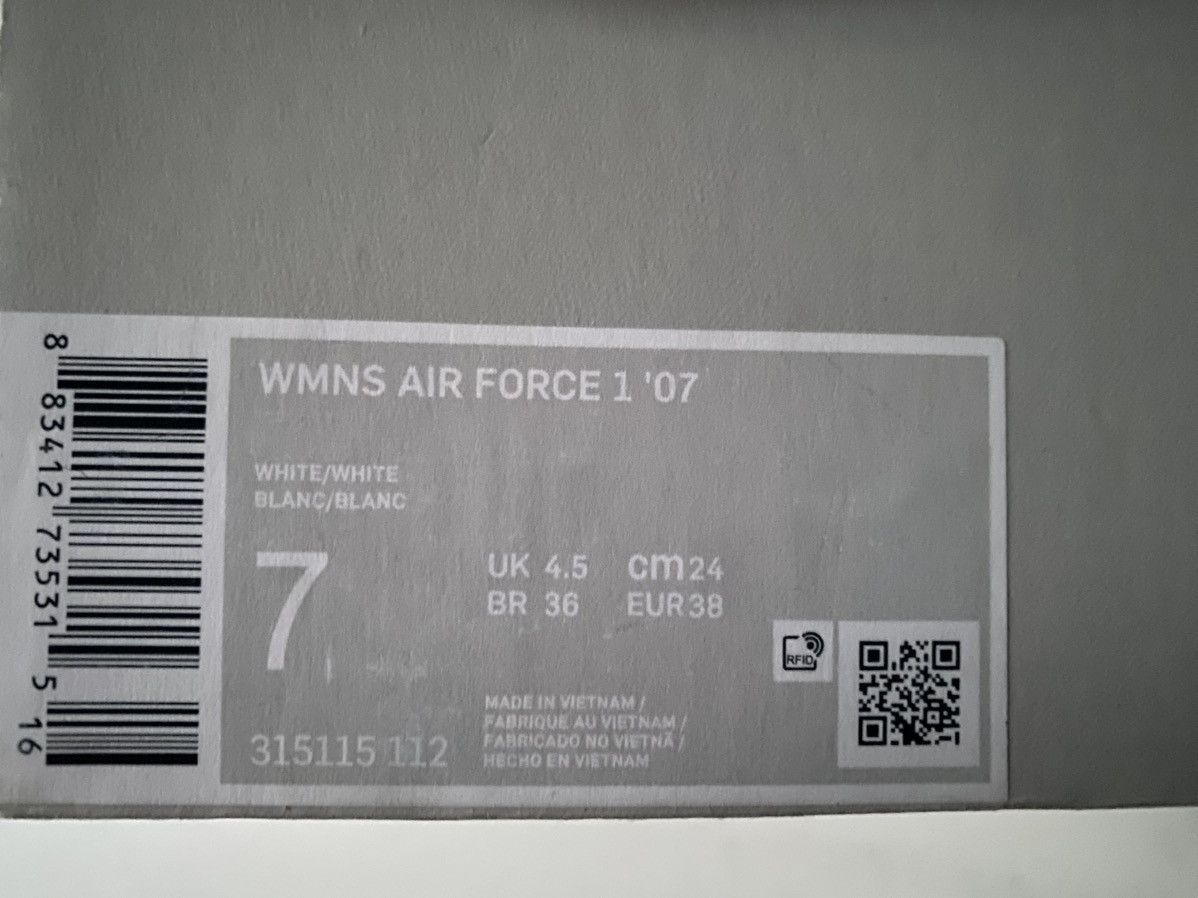 Nike Women’s Air Force 1 ‘07 White size 7 Size US 7 / IT 37 - 13 Thumbnail