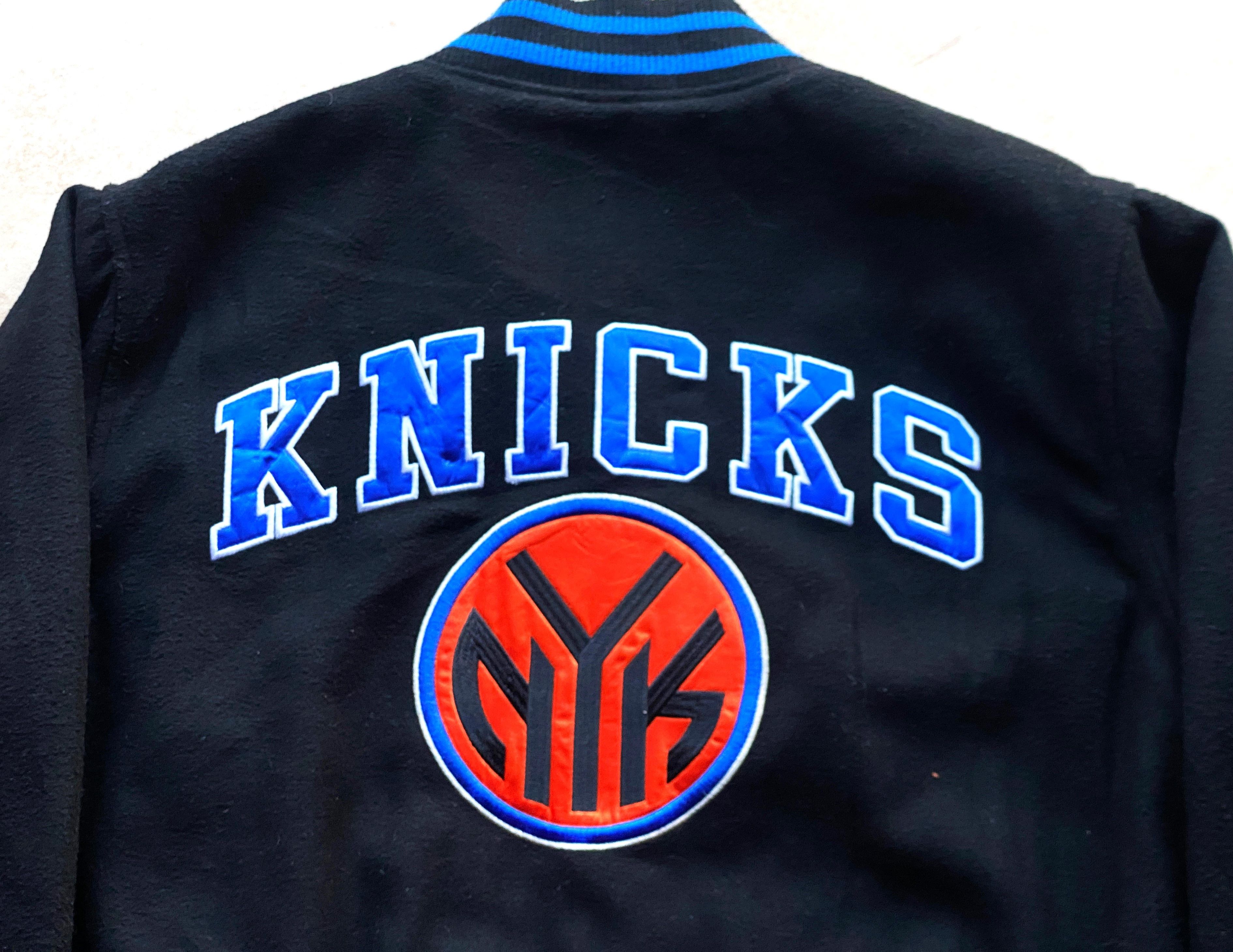NBA NY Knicks 90s G-III bomber Varsity L black NBA vintage Size US L / EU 52-54 / 3 - 3 Thumbnail