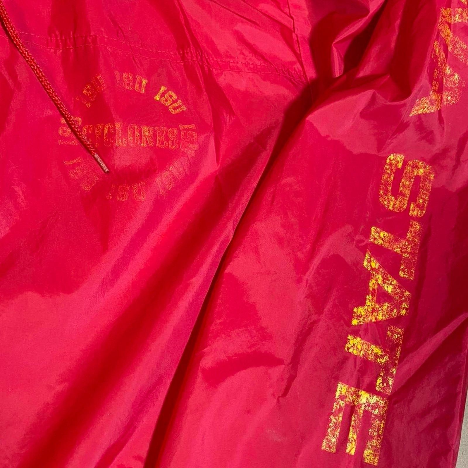 Vintage Vintage 90s iowa hawk windbreaker Size US XL / EU 56 / 4 - 4 Thumbnail
