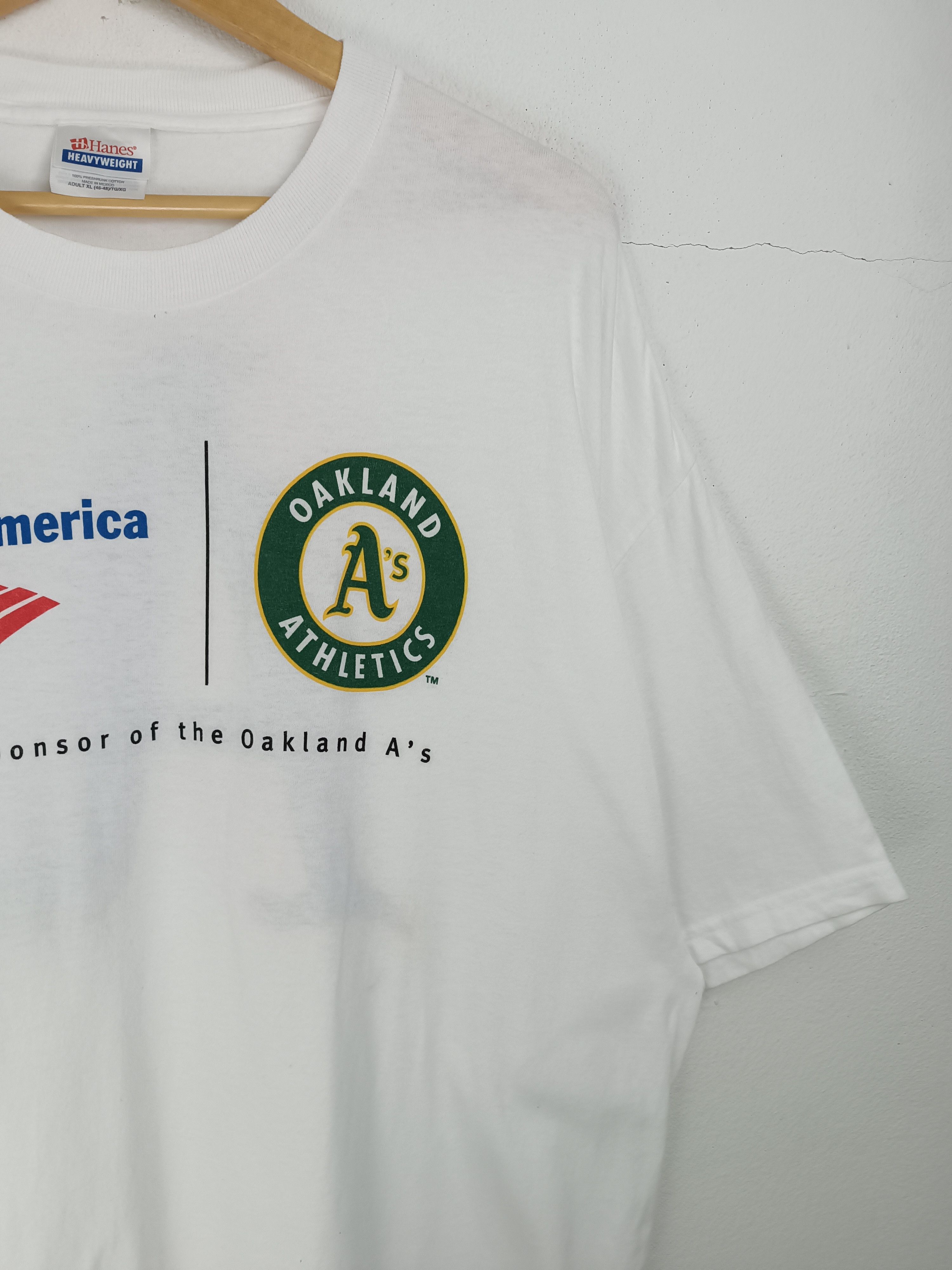 MLB VINTAGE 90'S OAKLAND ATHLETICS X BANK OF USA MLB VERY RARE Size US XL / EU 56 / 4 - 10 Thumbnail