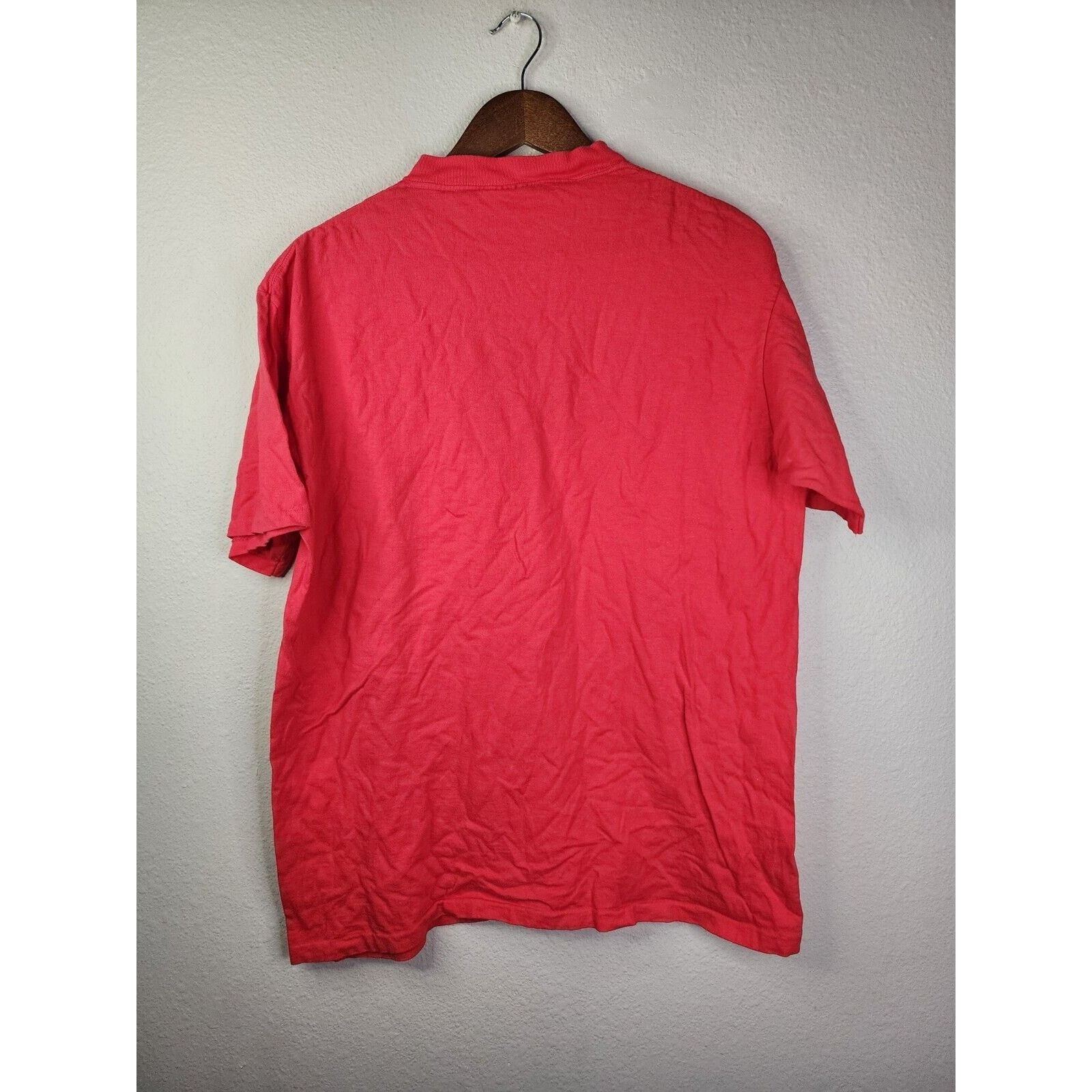 Vintage Vintage Sun Valley Shirt Ice Skate Graphic Red Tee VTG 90s L Size US L / EU 52-54 / 3 - 5 Thumbnail