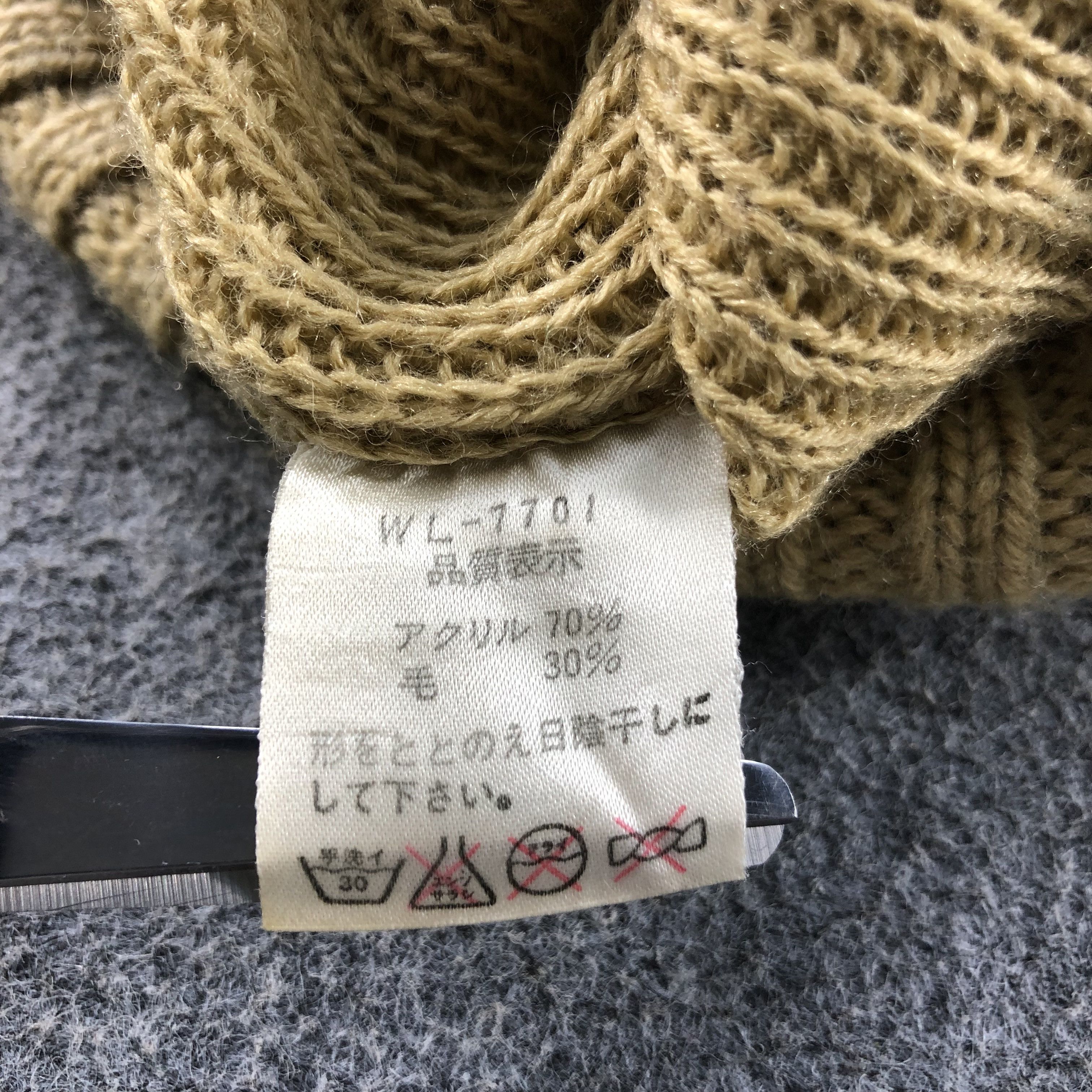 Vintage Wind Lip Cable Knit Beanie Snowcap Snow Winter Hat B34 Size ONE SIZE - 4 Thumbnail