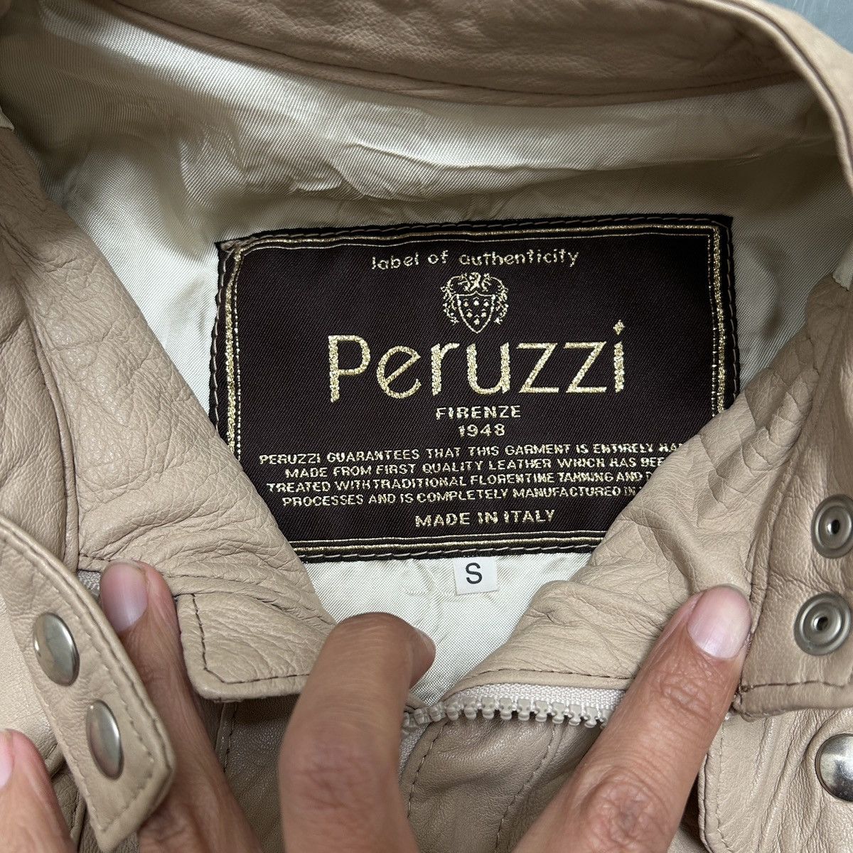 Vintage Peruzzi Firenze Beige Leather Jacket – Made in Italy Size S / US 4 / IT 40 - 2 Thumbnail