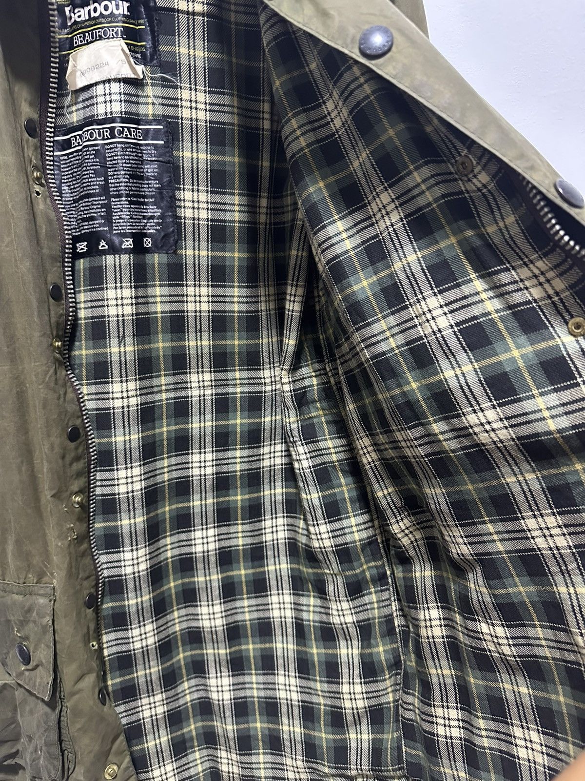 Barbour Barbour Beufort Waxed Cotton hunting Jacket distressted Size US M / EU 48-50 / 2 - 12 Thumbnail