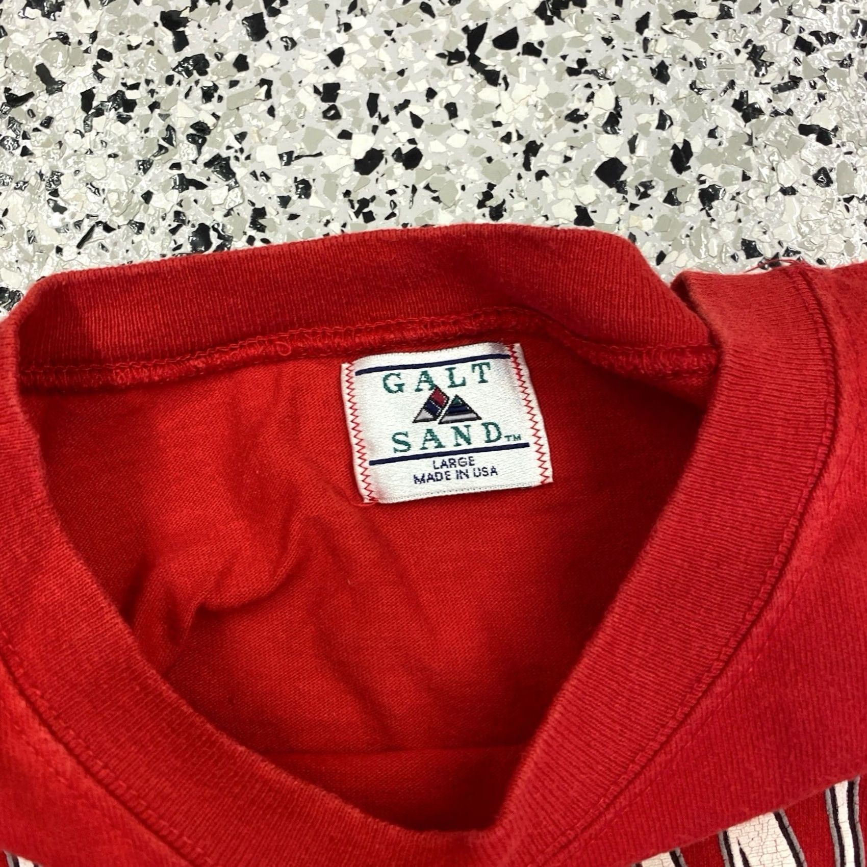 NCAA NCAA Wisconsin Football Vintage 1994 Rose Bowl Red T-Shirt L USA Made Mens Size US L / EU 52-54 / 3 - 2 Thumbnail