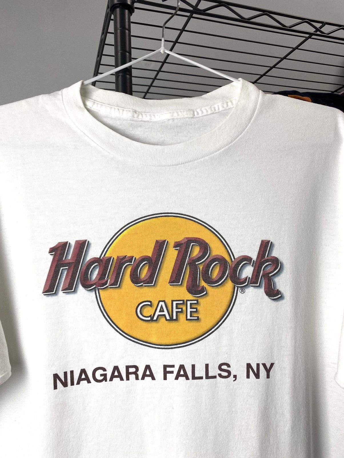 Hard Rock Cafe Vintage 80-90’s Hard Rock Cafe Niagara Falls NY TShirt Size US M / EU 48-50 / 2 - 2 Thumbnail
