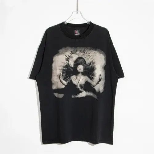 VIBE Sade Adu Printed Tshirt Size US M / EU 48-50 / 2 - 1 Thumbnail