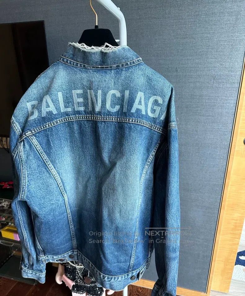 Balenciaga Balenciaga Classic Letter Denim Jacket Size XXS / US 00 / IT 34 - 1 Thumbnail