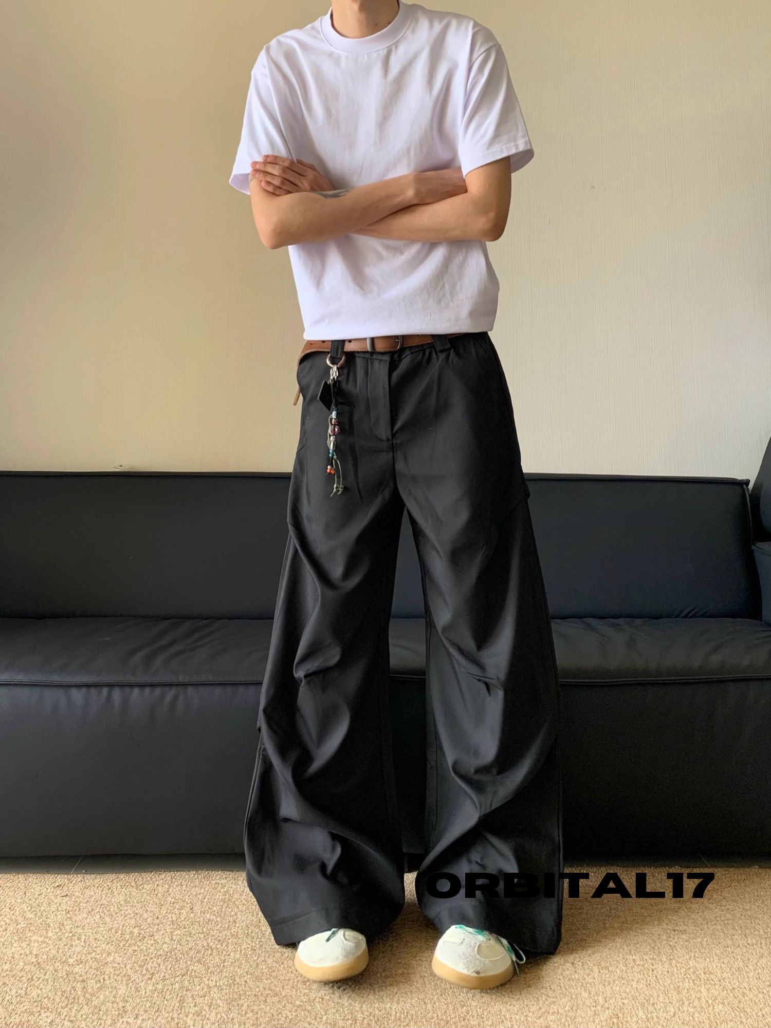 Other Baggy Pleated Stacked Flare Pants Size US 30 / EU 46 - 4 Thumbnail
