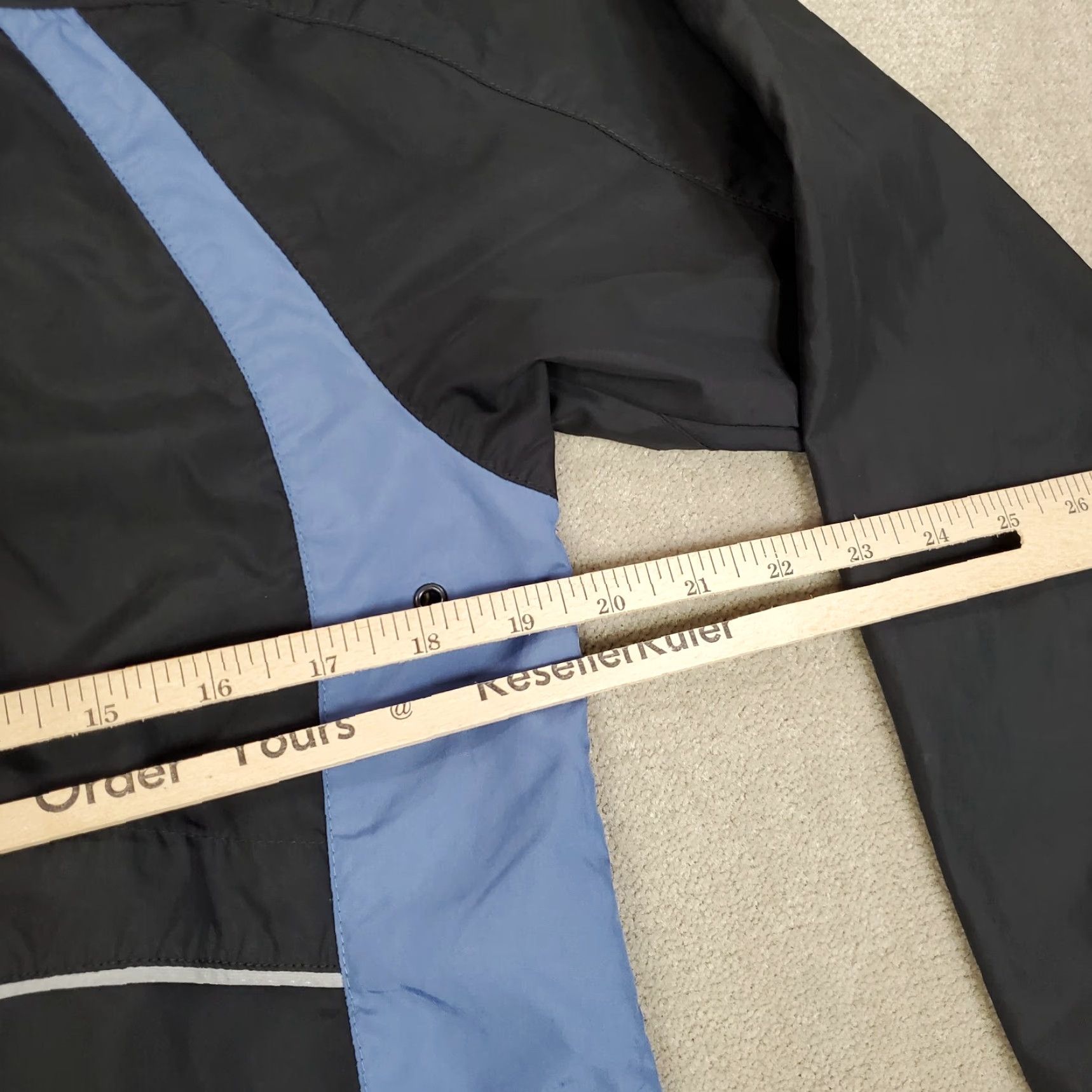 Nike VINTAGE Nike Jacket Womens S Black Blue Windbreaker Pullover Coat 1/2 Zip Logo Pockets Outdoor Windbreaker Jacket Womens S Black Blue Nike Jacket Size S / US 4 / IT 40 - 6 Thumbnail