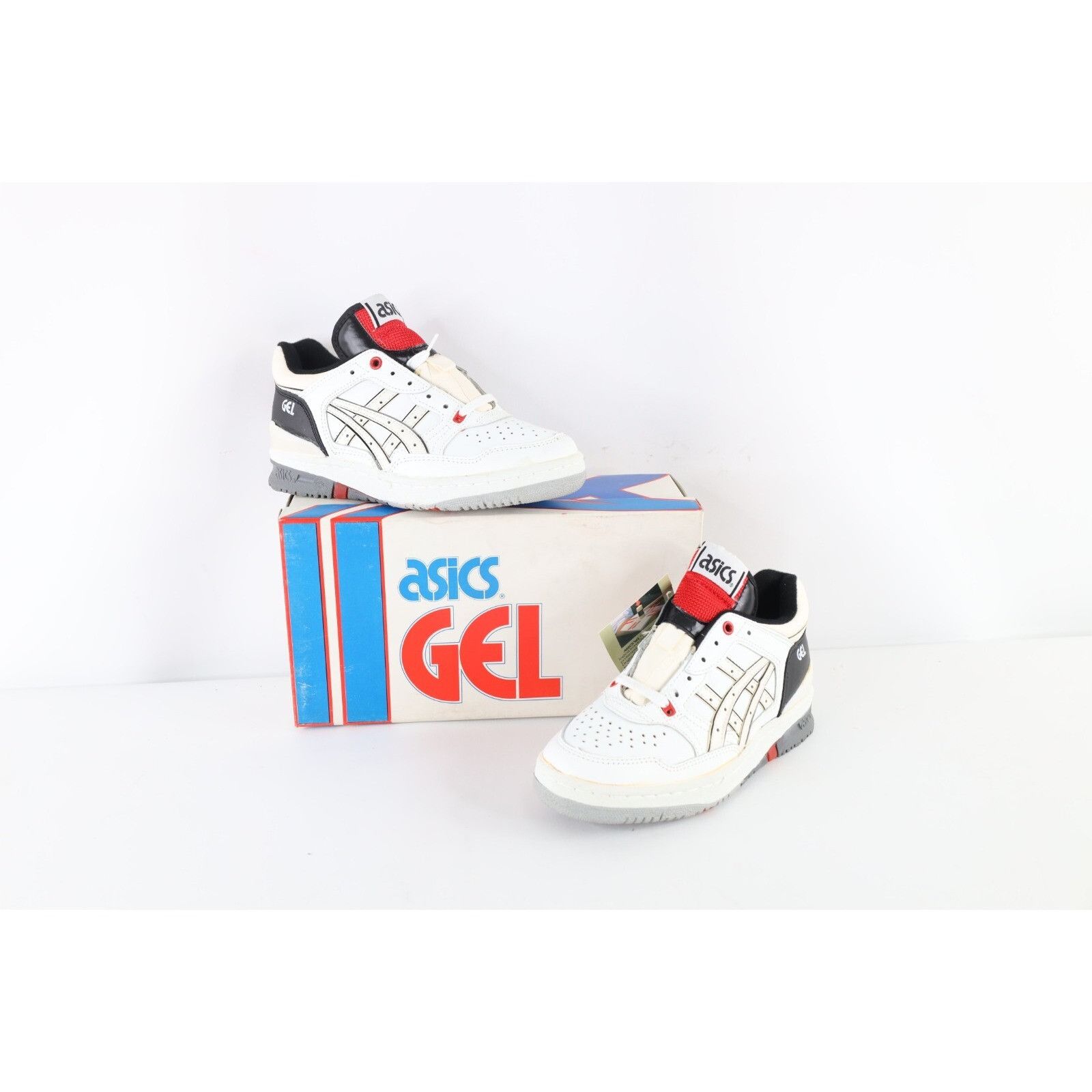 Asics NOS Vintage 90s Asics Gel Extreme Lo Sneakers Shoes Size US 6 / EU 39 - 1 Thumbnail