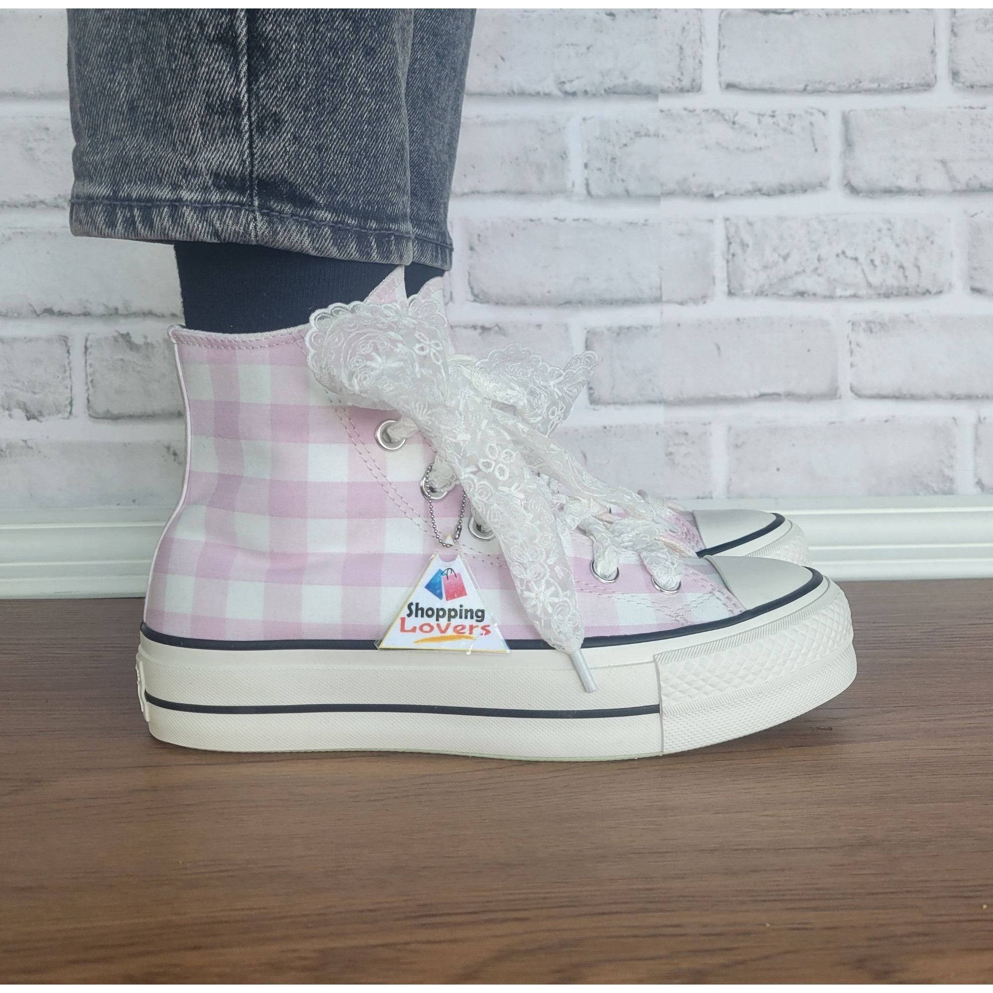 Converse Converse Chuck Taylor Lift Platform Gingham 7.5 Women Shoes Size US 7.5 / IT 37.5 - 11 Thumbnail