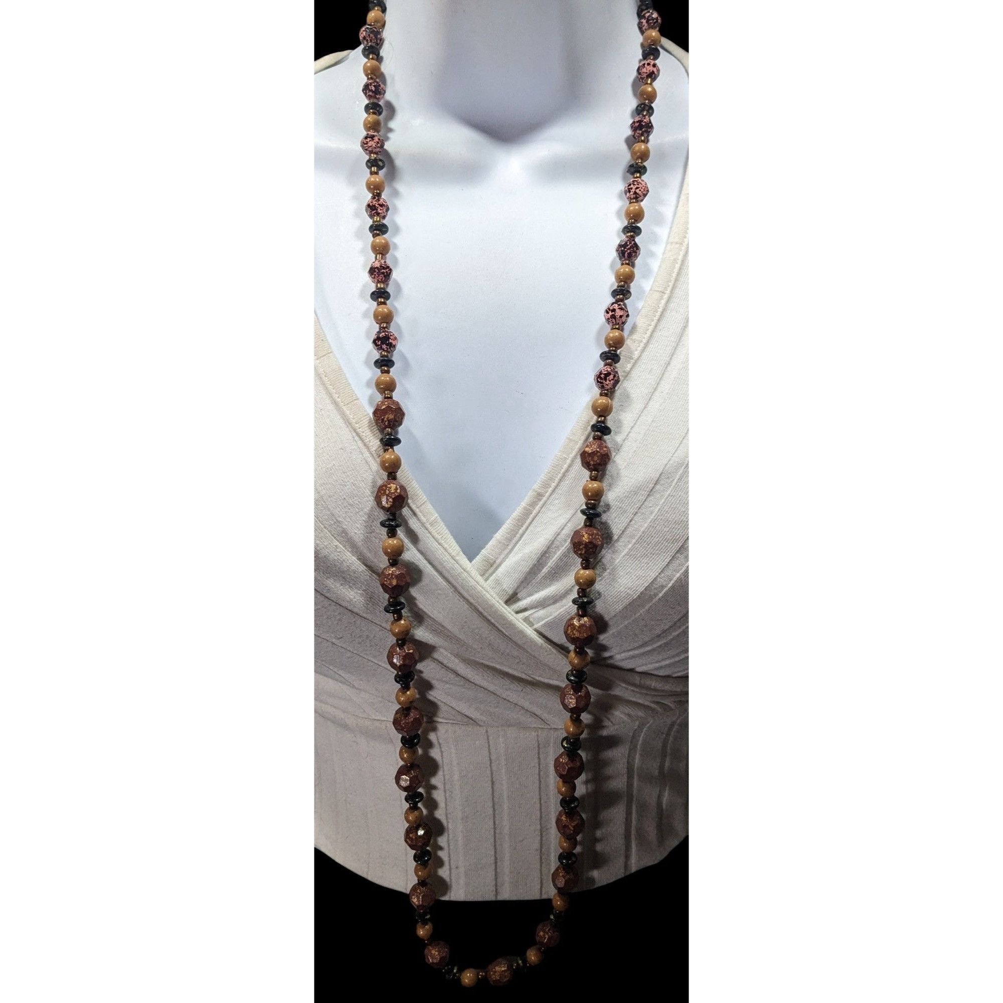 Other Earthy Black Pink Brown And Gold Tone Speckled Beaded Neckla Size ONE SIZE - 6 Thumbnail