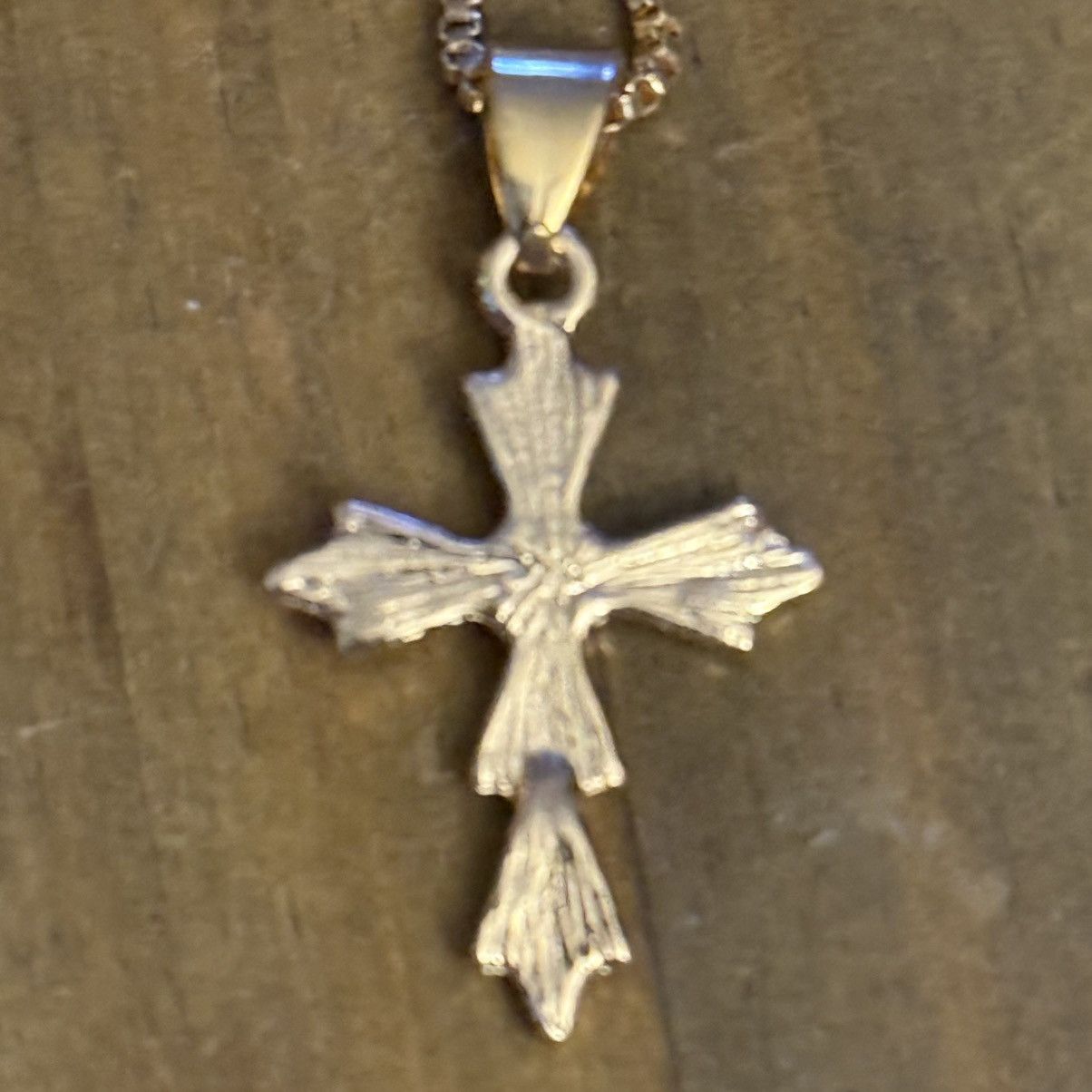 Other Gold tone rhinestone cross pendant necklace Size ONE SIZE - 4 Thumbnail