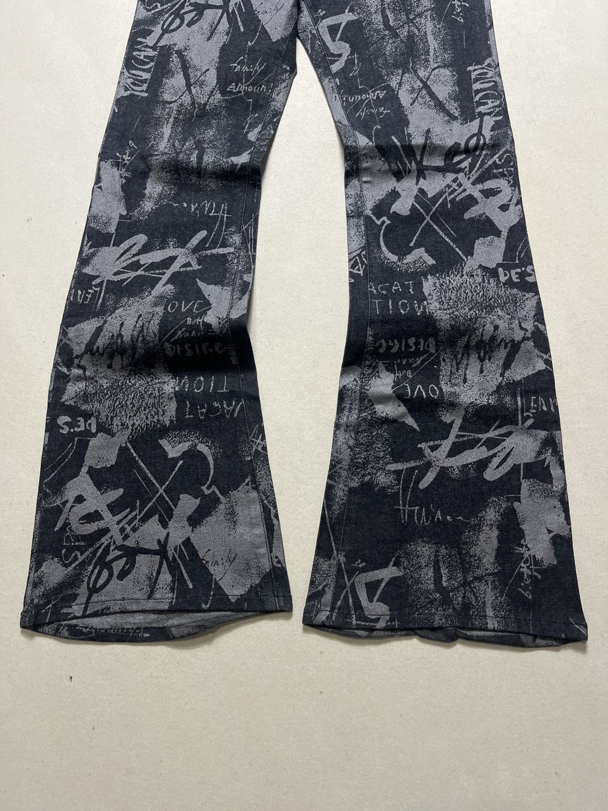 Japanese Brand 🔥HOT🔥Y2K Bison Flareed denim AOP Size US 27 - 4 Thumbnail