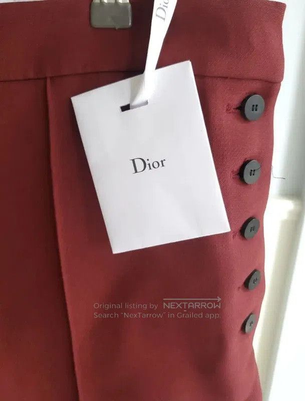 Dior Dior Women’s Wine Red Wool Shorts . Size 26" / US 2 / IT 38 - 5 Thumbnail